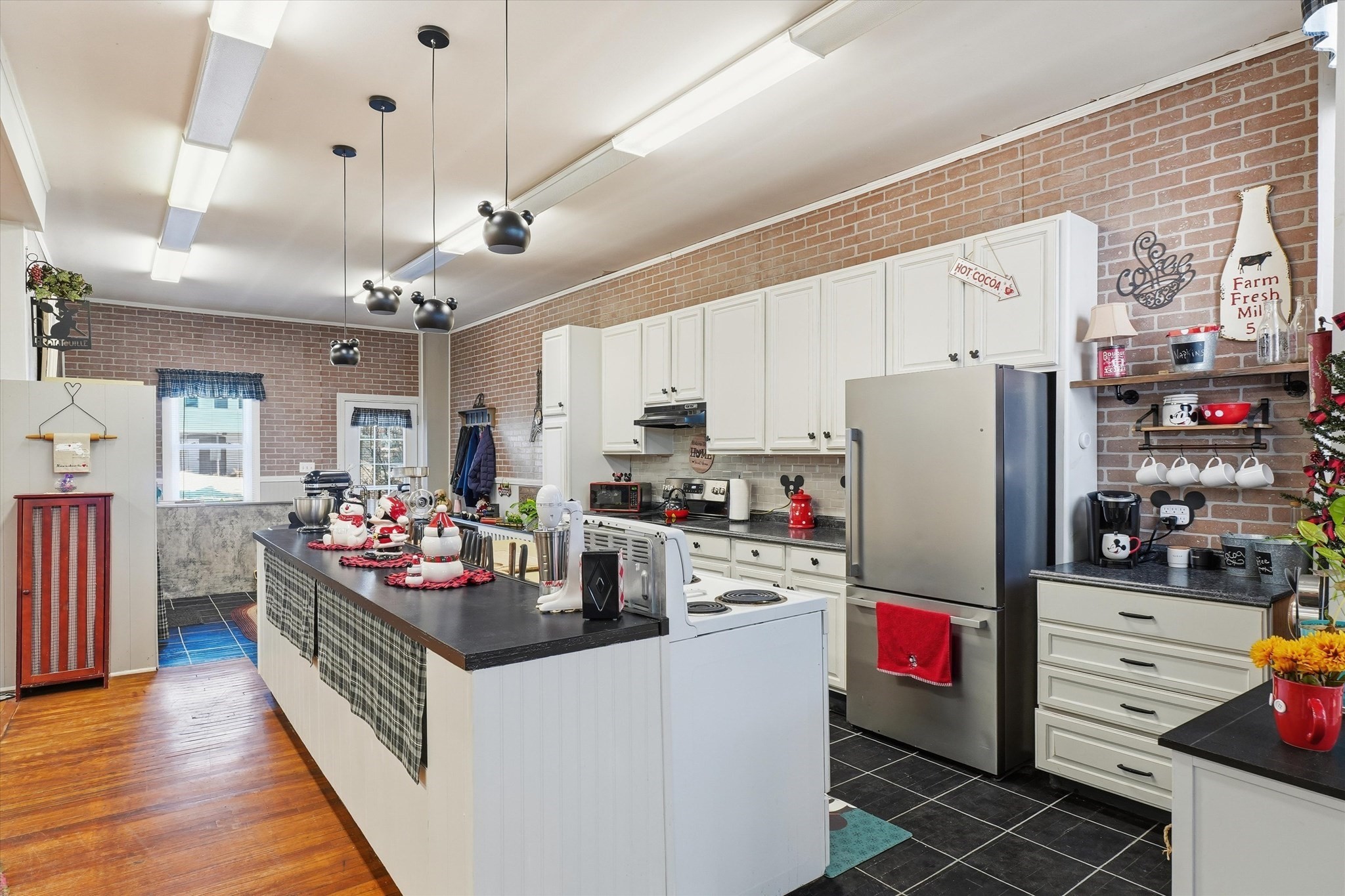 293 Pine St, Gardner, MA 01440 - Image 4