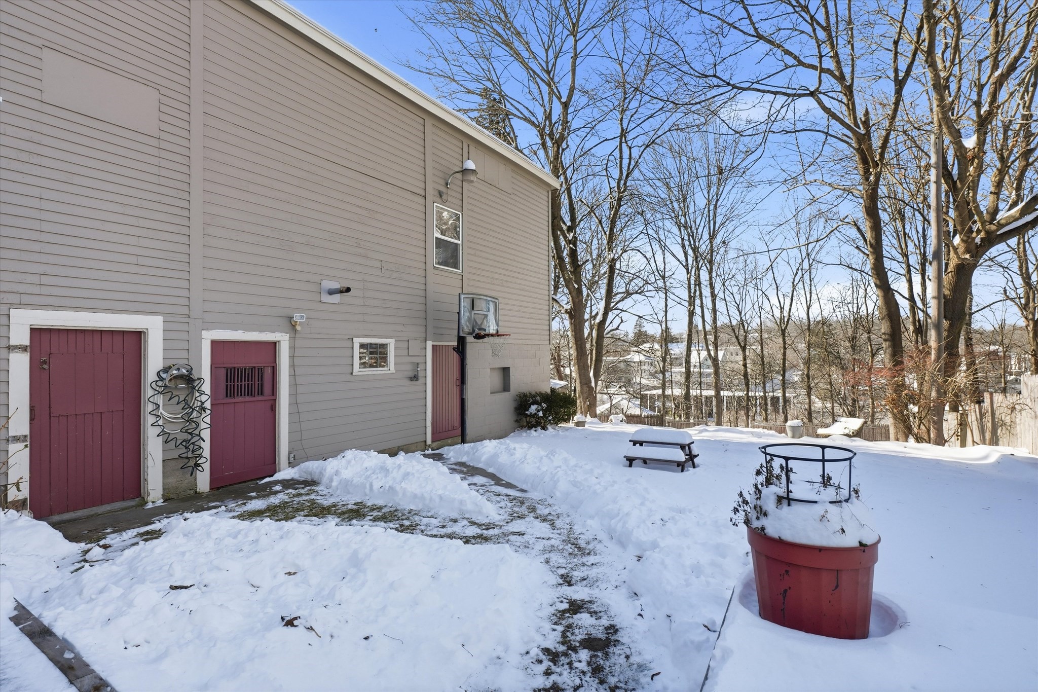 293 Pine St, Gardner, MA 01440 - Image 41