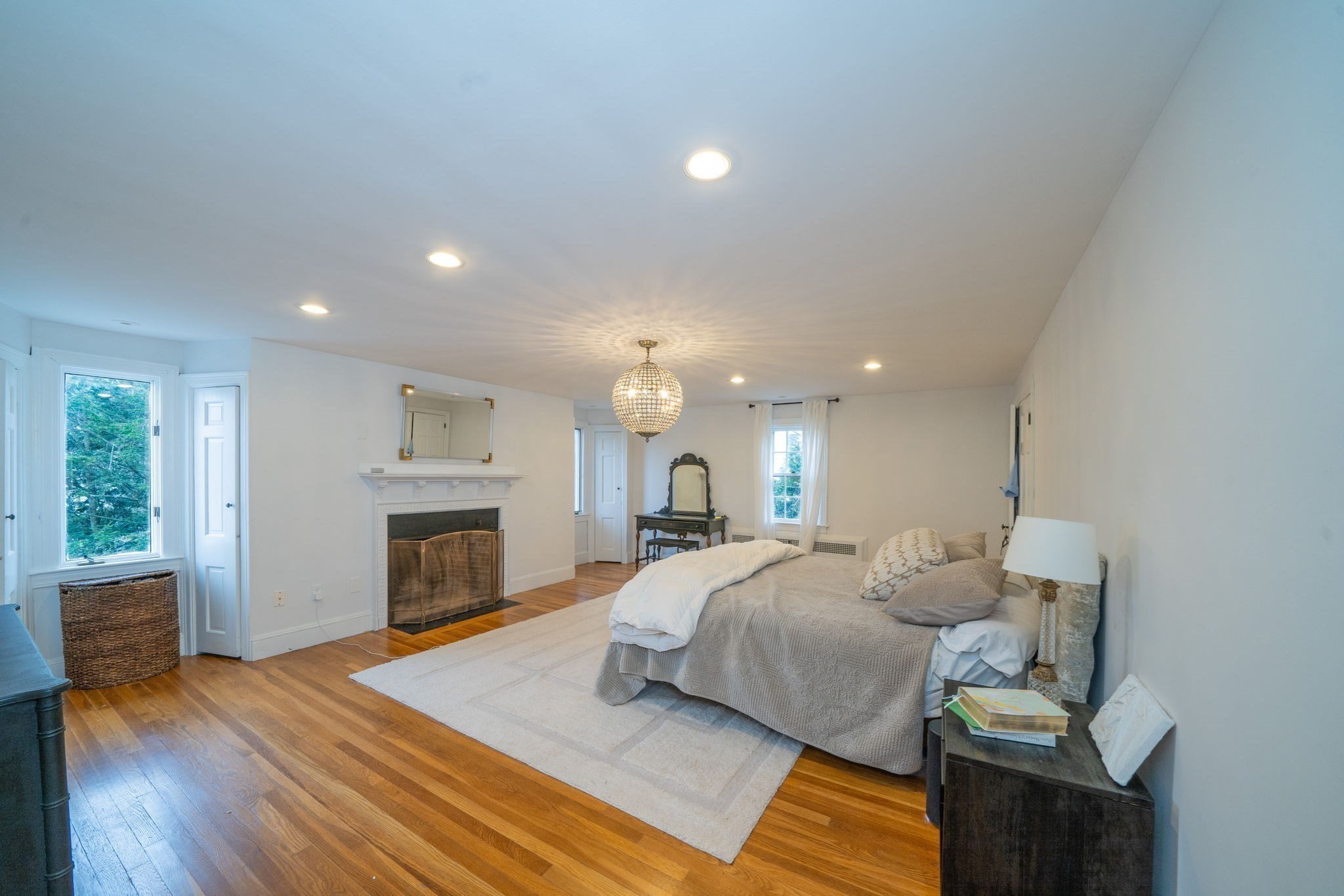 642 Centre St, Newton, MA 02458 - Image 26