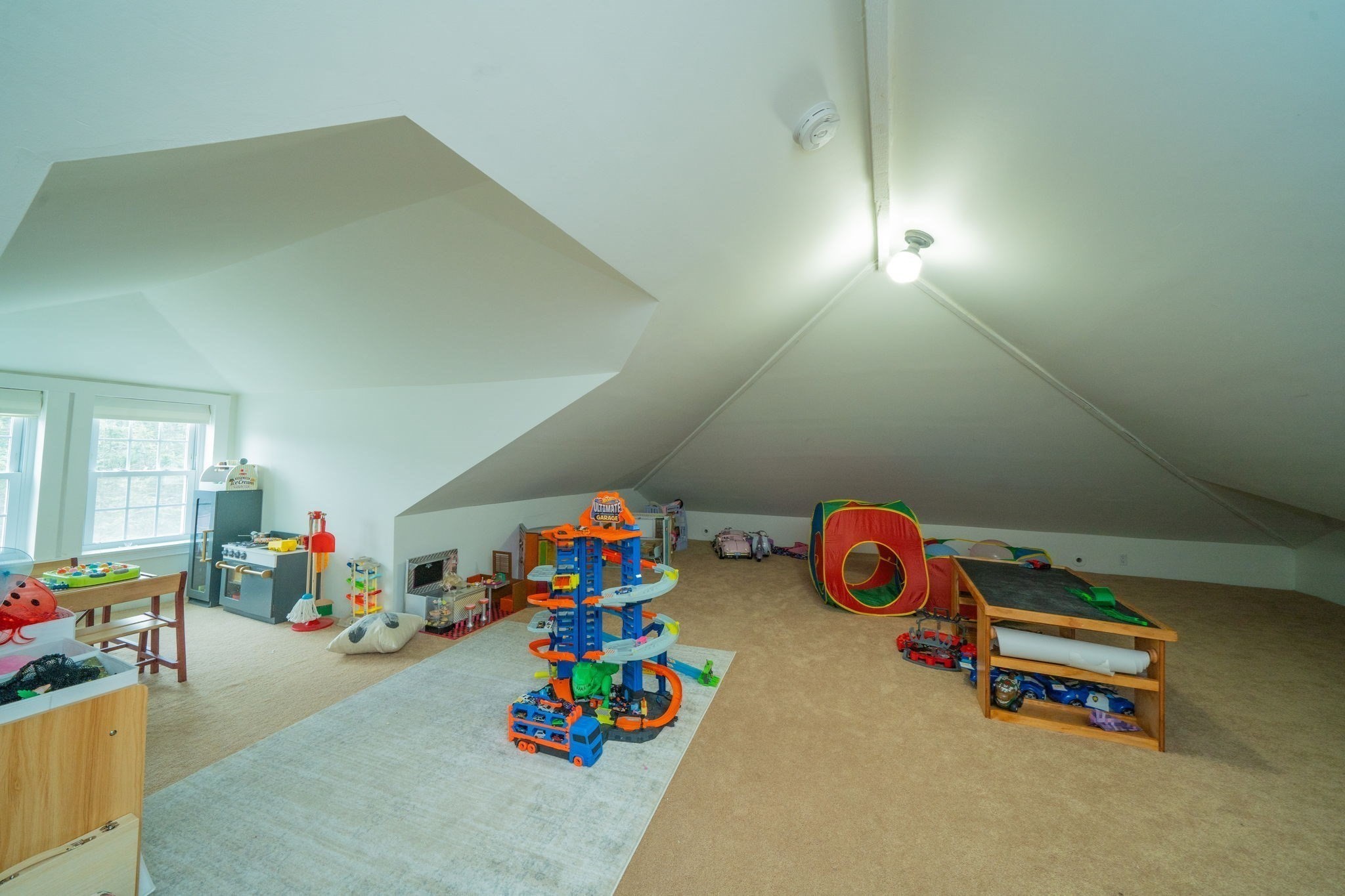 642 Centre St, Newton, MA 02458 - Image 35