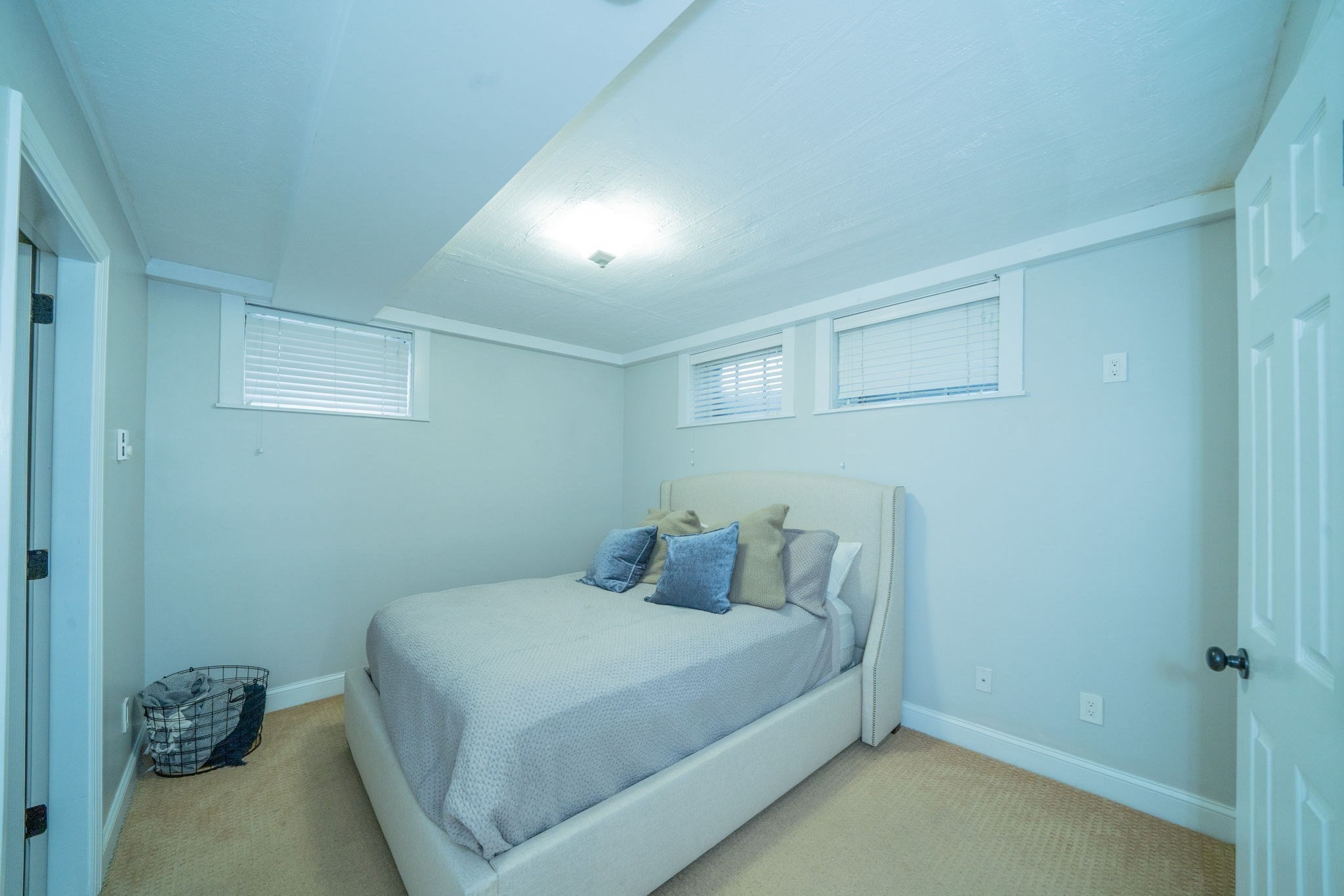 642 Centre St, Newton, MA 02458 - Image 37