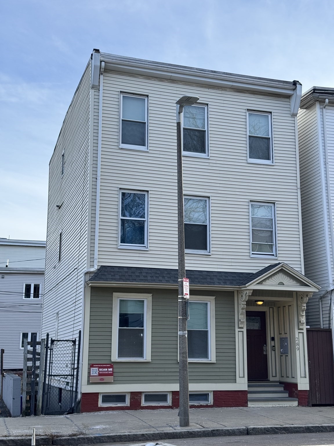 289 Chelsea Steet, Boston - East Boston, MA 02128