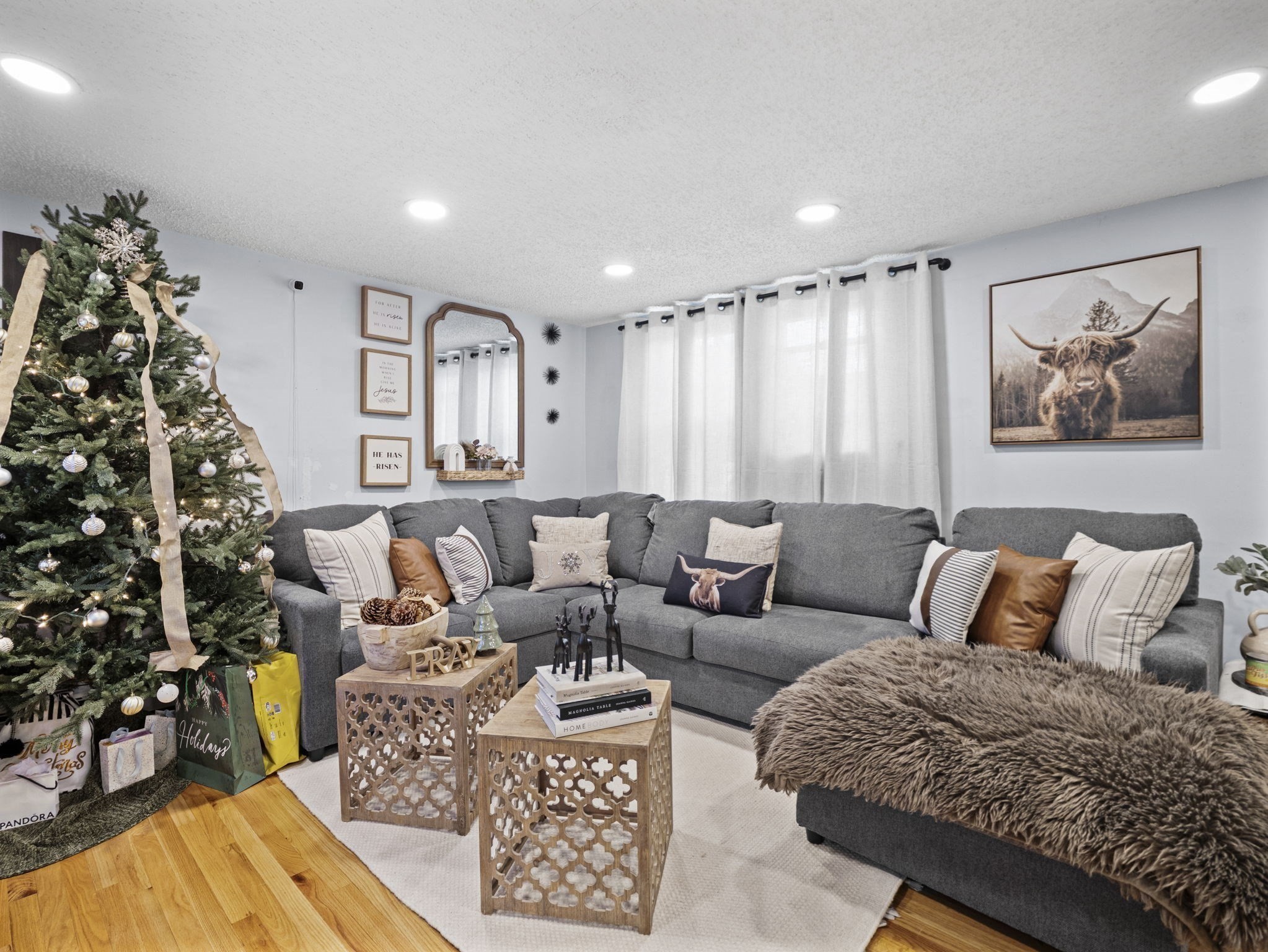 8 Clarks Ct, Lowell, MA 01852 - Image 2