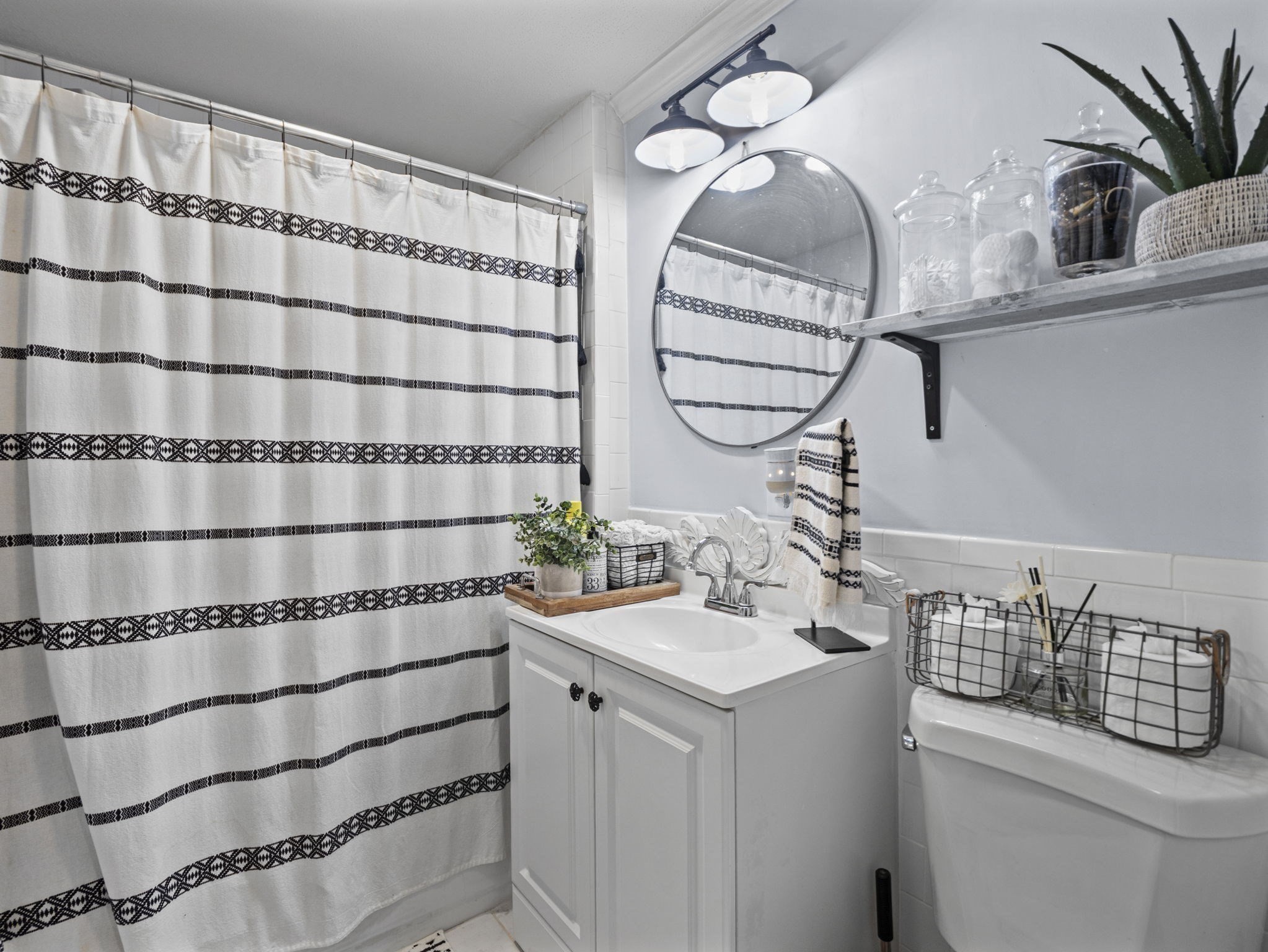 8 Clarks Ct, Lowell, MA 01852 - Image 11