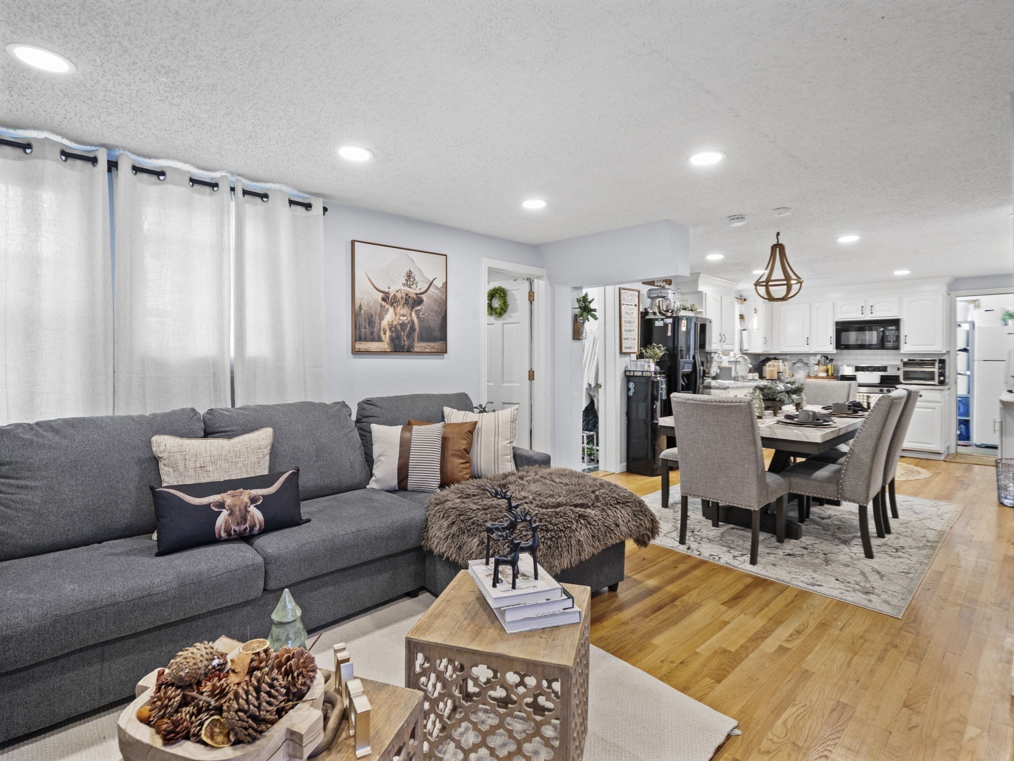 8 Clarks Ct, Lowell, MA 01852 - Image 4