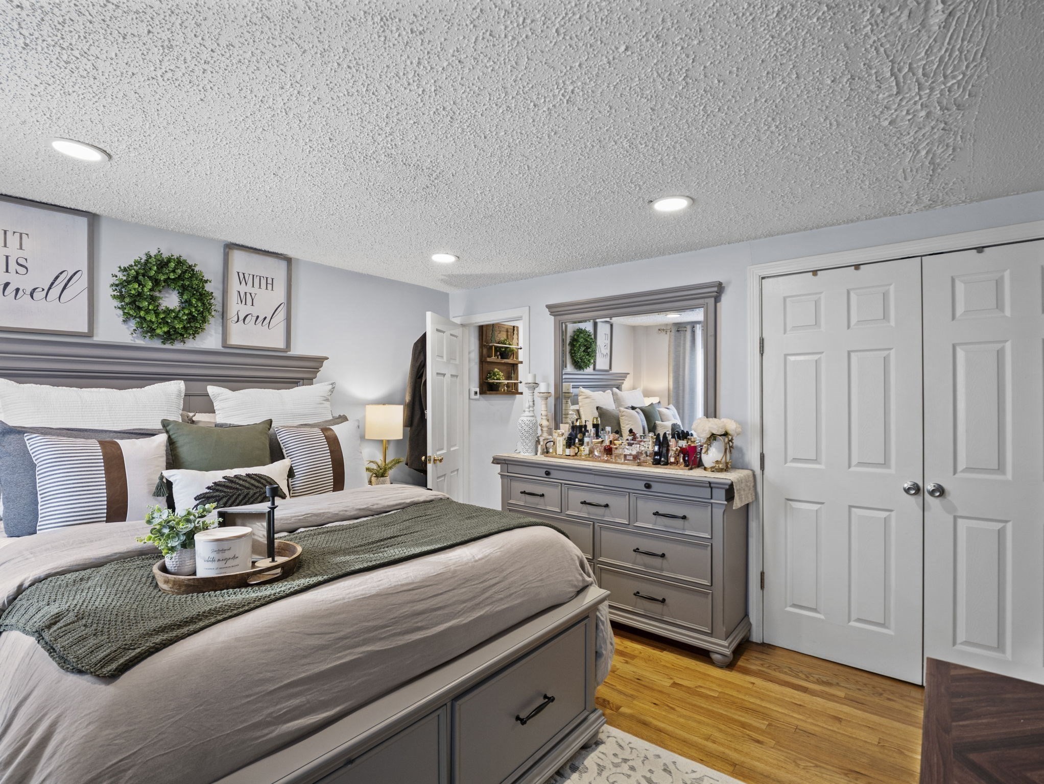 8 Clarks Ct, Lowell, MA 01852 - Image 9