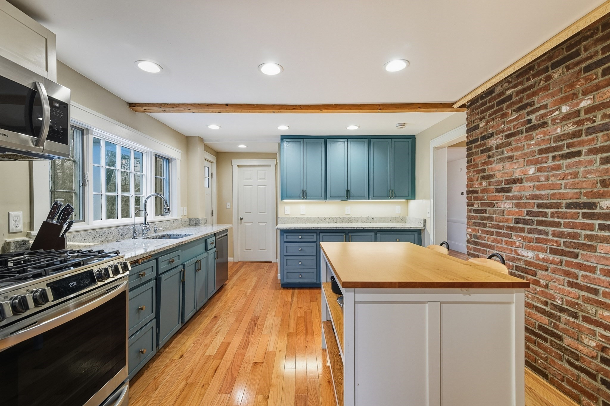 277 Central Street, Mansfield, MA 02048 - Image 12