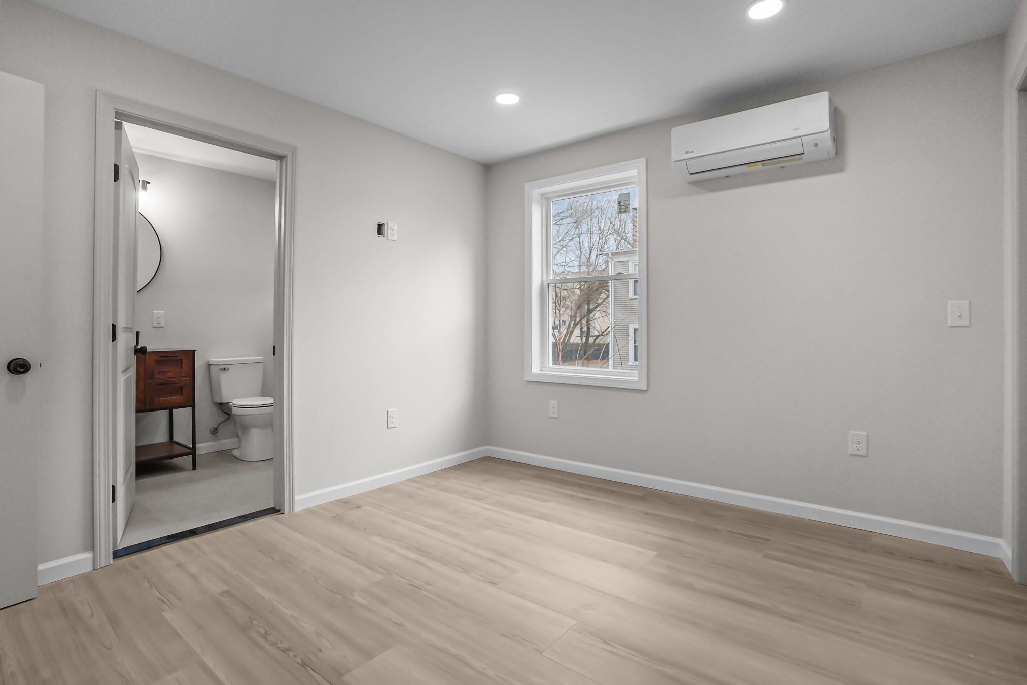53 Comstock Av, Providence, RI 02907 - Image 13