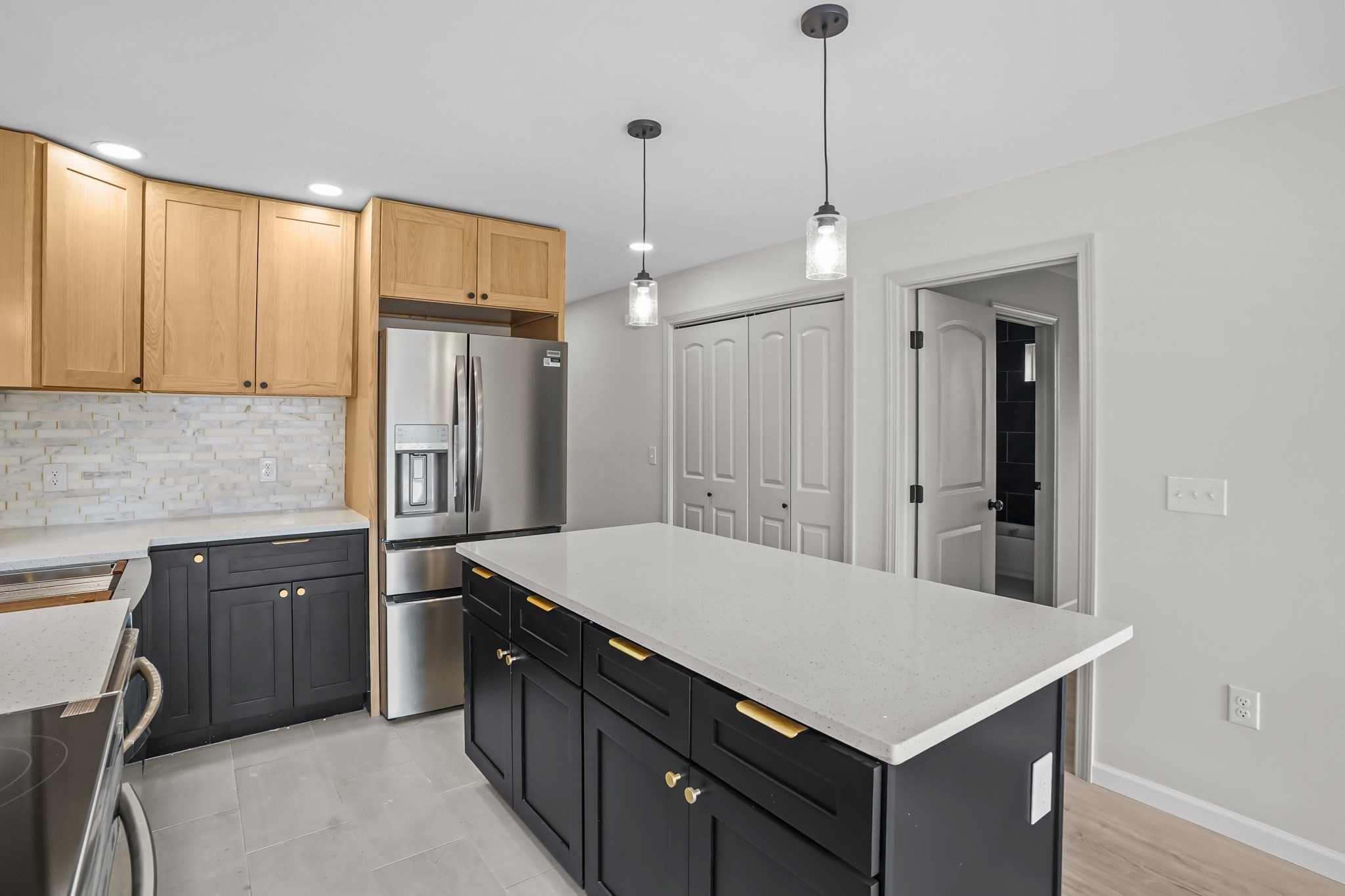 53 Comstock Av, Providence, RI 02907 - Image 10