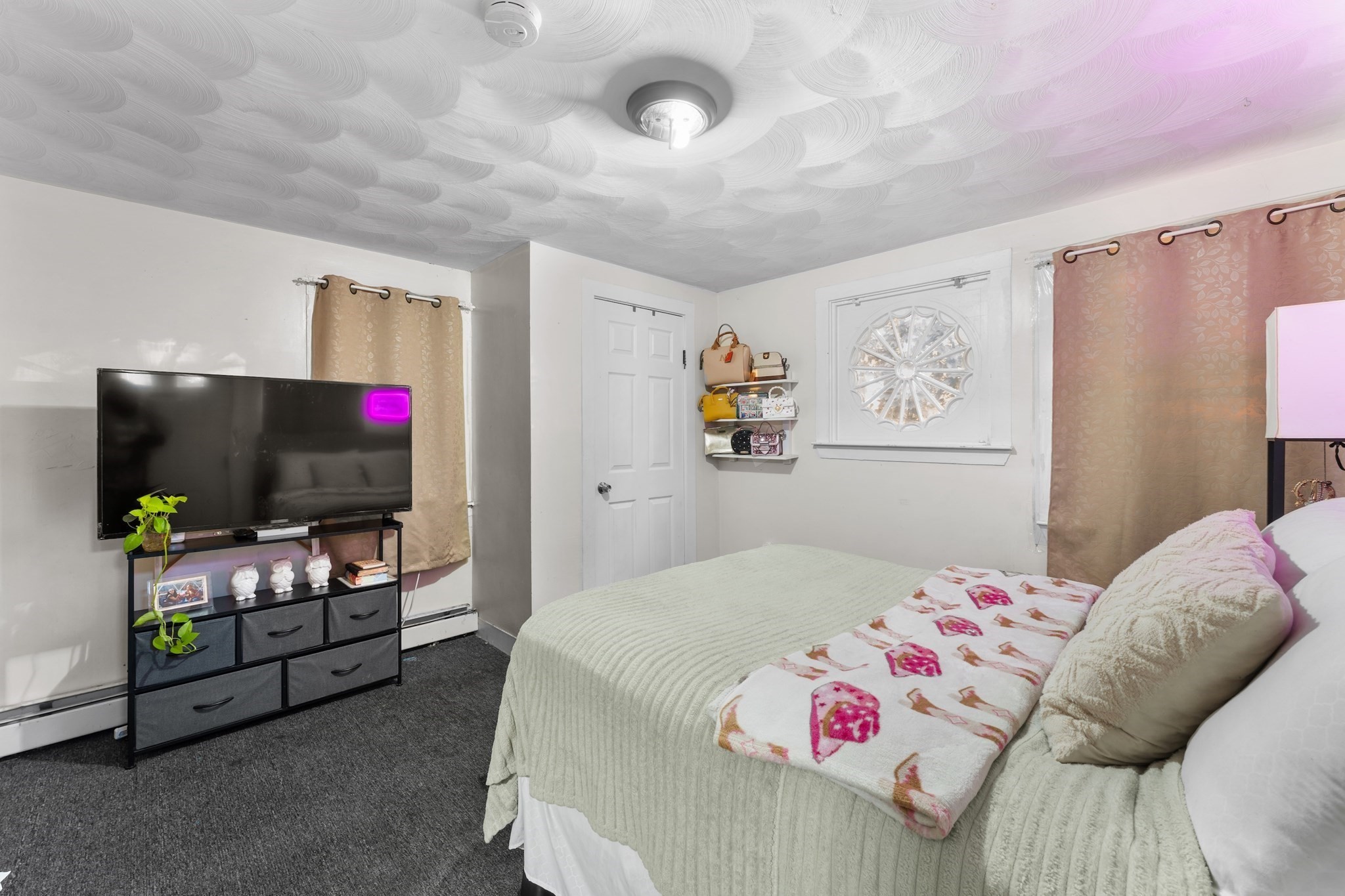 588 Manton, Providence, RI 02909 - Image 15