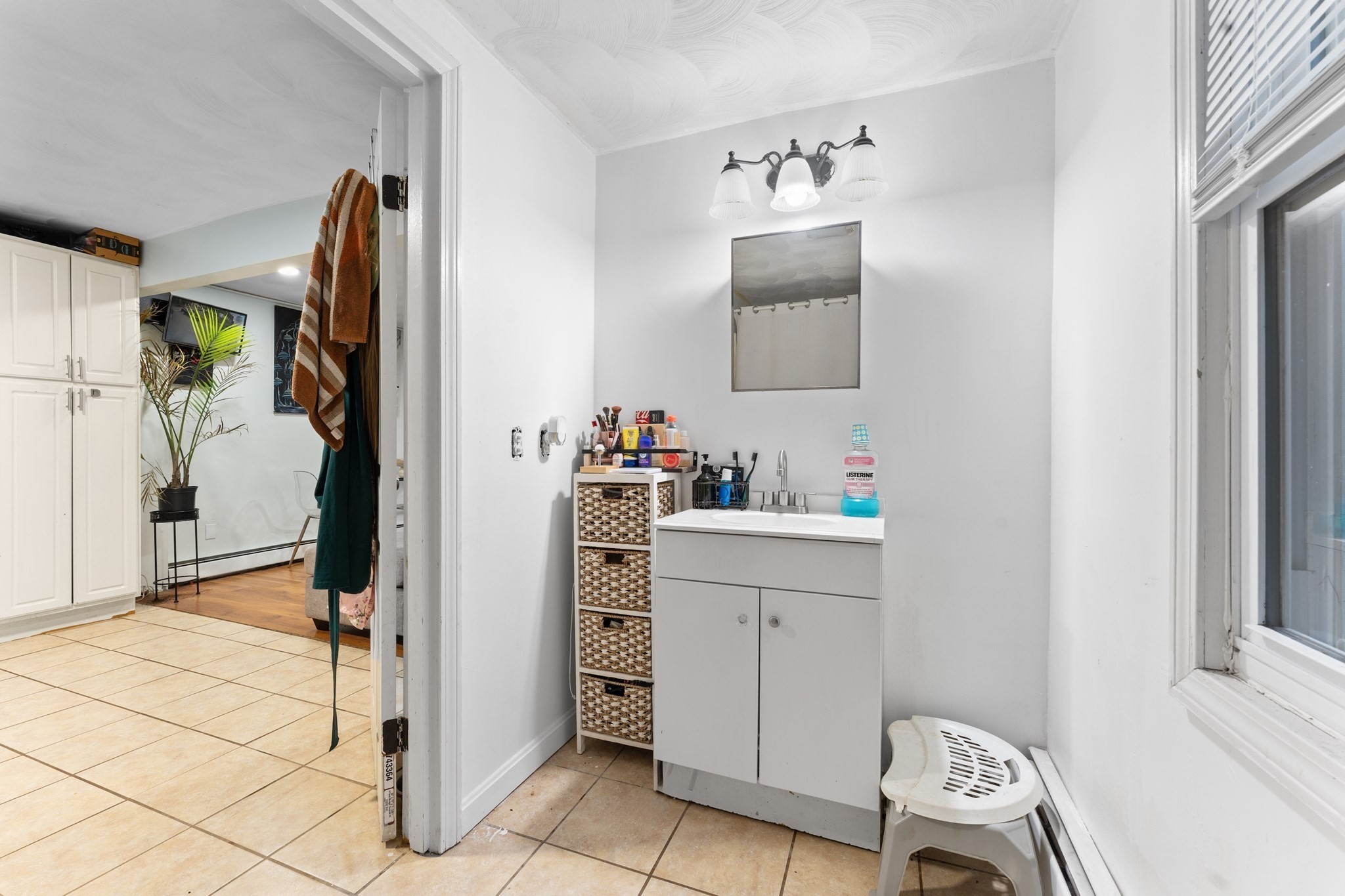 588 Manton, Providence, RI 02909 - Image 26