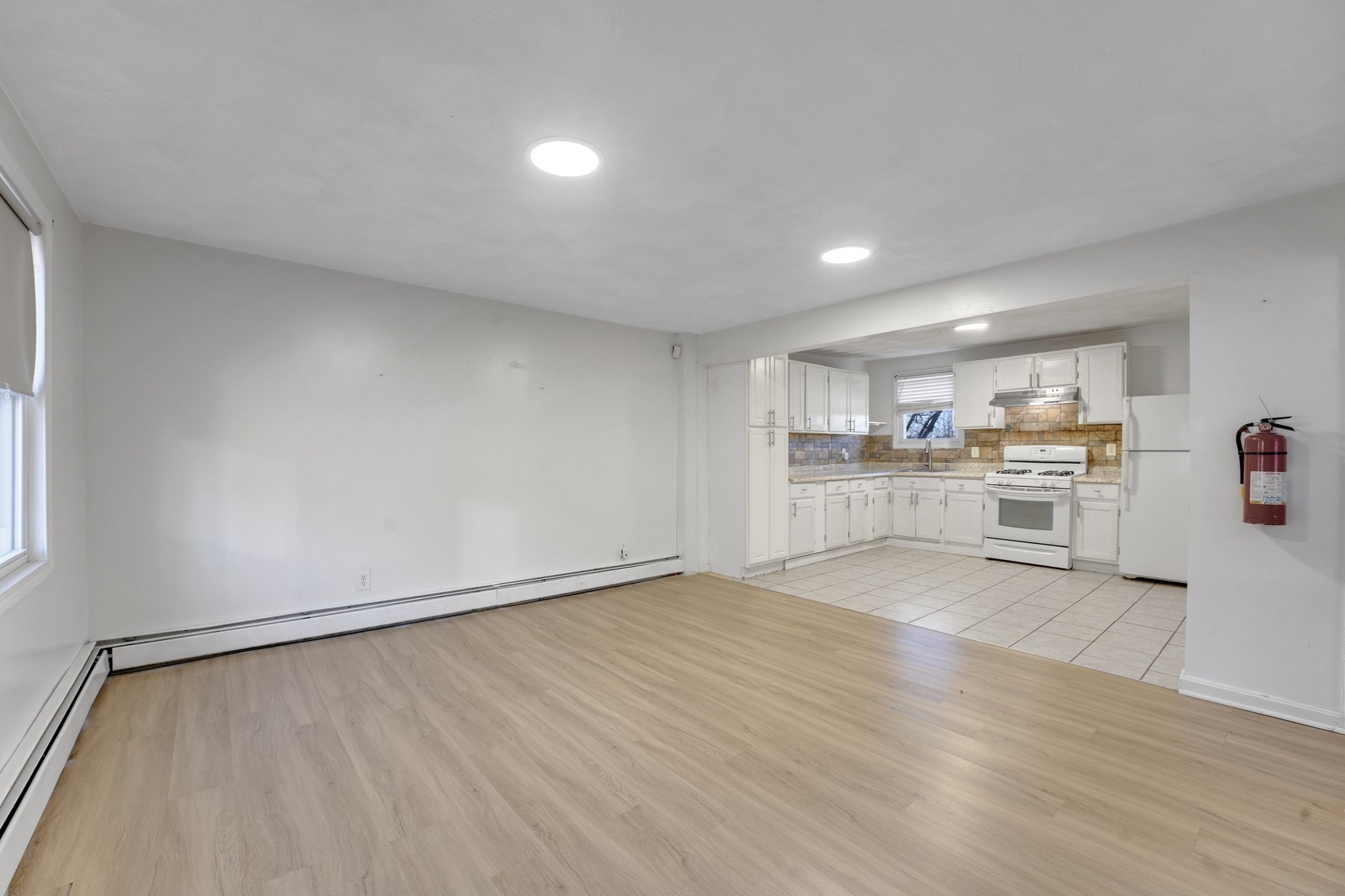 588 Manton, Providence, RI 02909 - Image 27