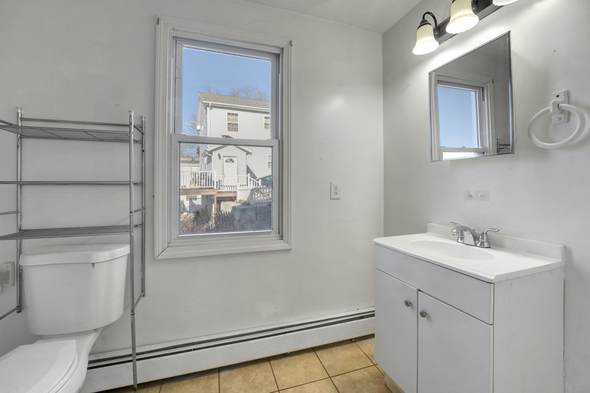 588 Manton, Providence, RI 02909 - Image 32