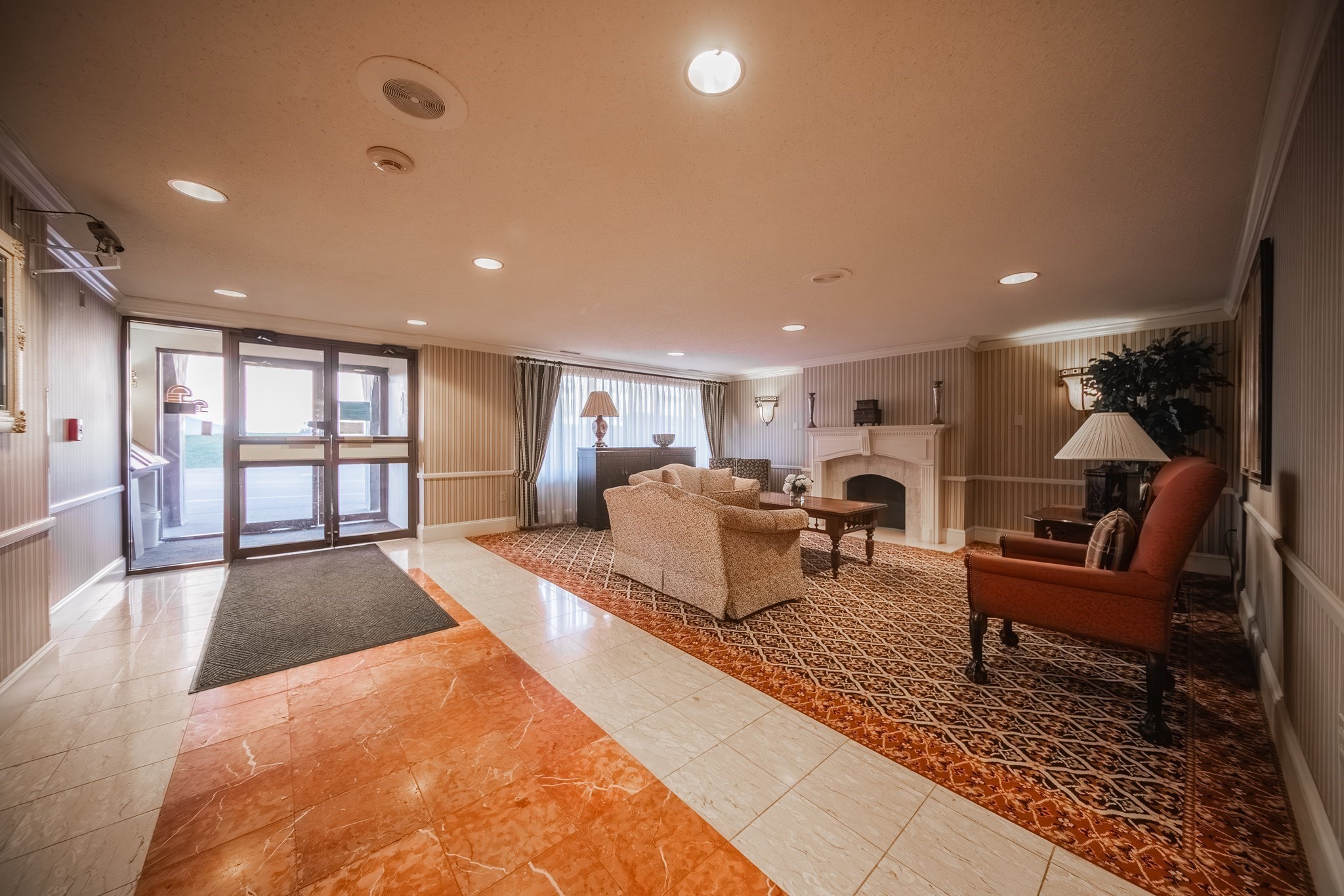 1002 Paradise Rd Unit PHE, Swampscott, MA 01907 - Image 22