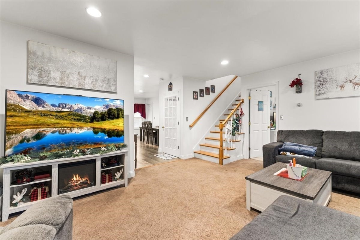 383 Tremont, Taunton, MA 02780 - Image 12