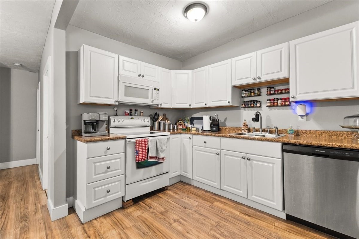 383 Tremont, Taunton, MA 02780 - Image 22