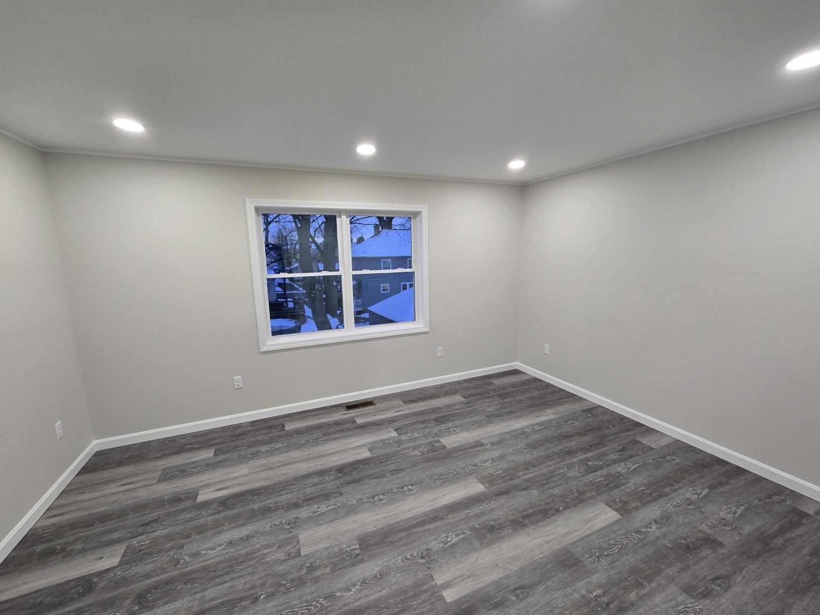 184 Howard Street, Ludlow, MA 01056 - Image 24