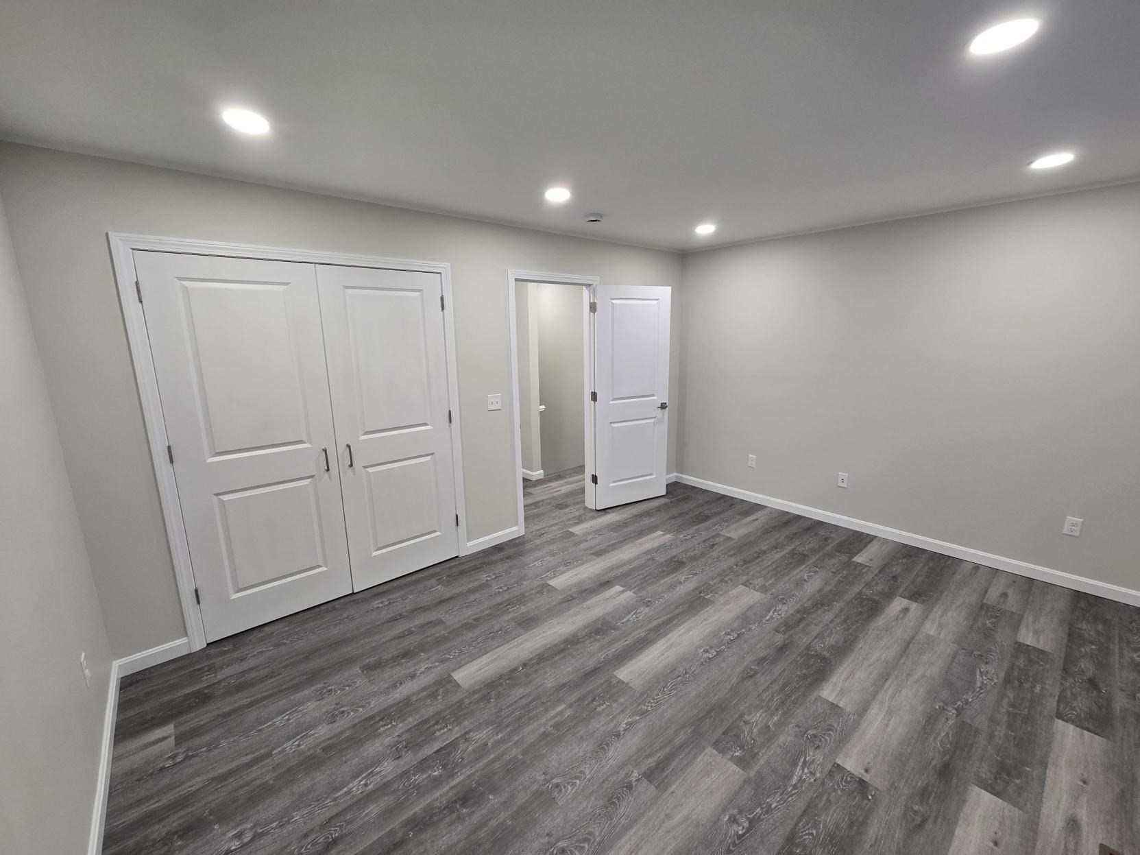 184 Howard Street, Ludlow, MA 01056 - Image 25