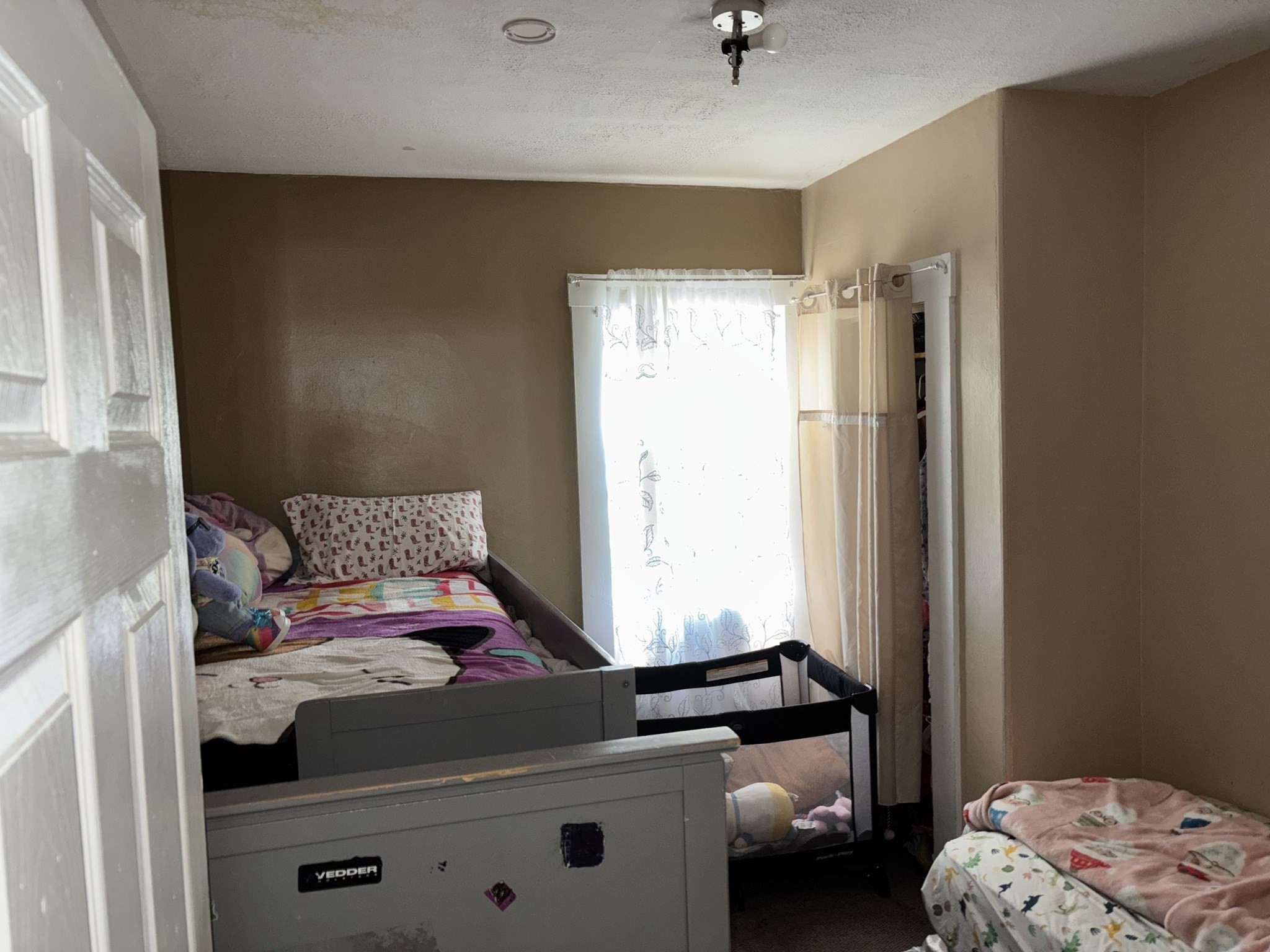 74 Aiken Ave, Lowell, MA 01850 - Image 20