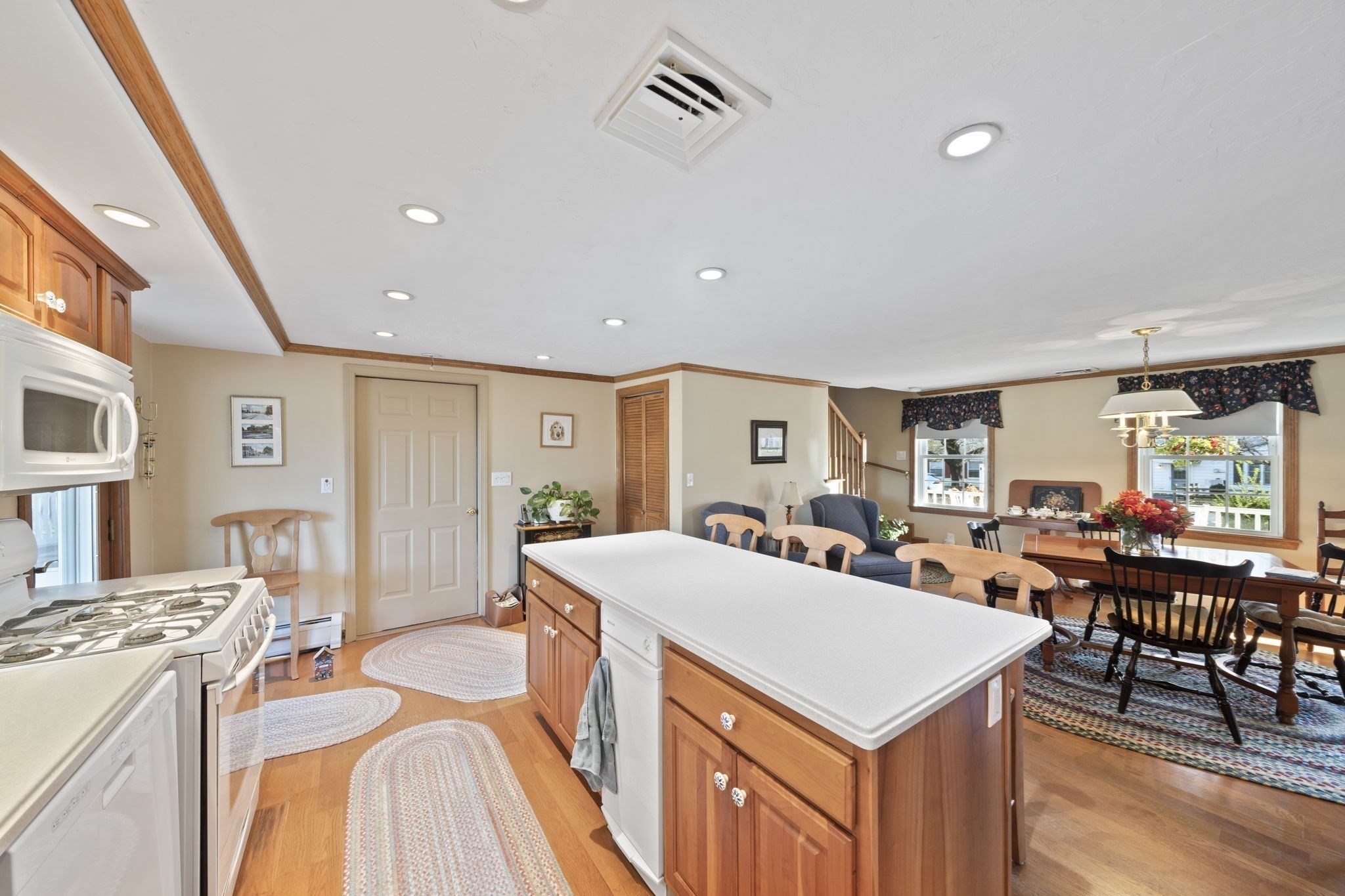 145 Jaffrey St, Weymouth, MA 02188 - Image 4