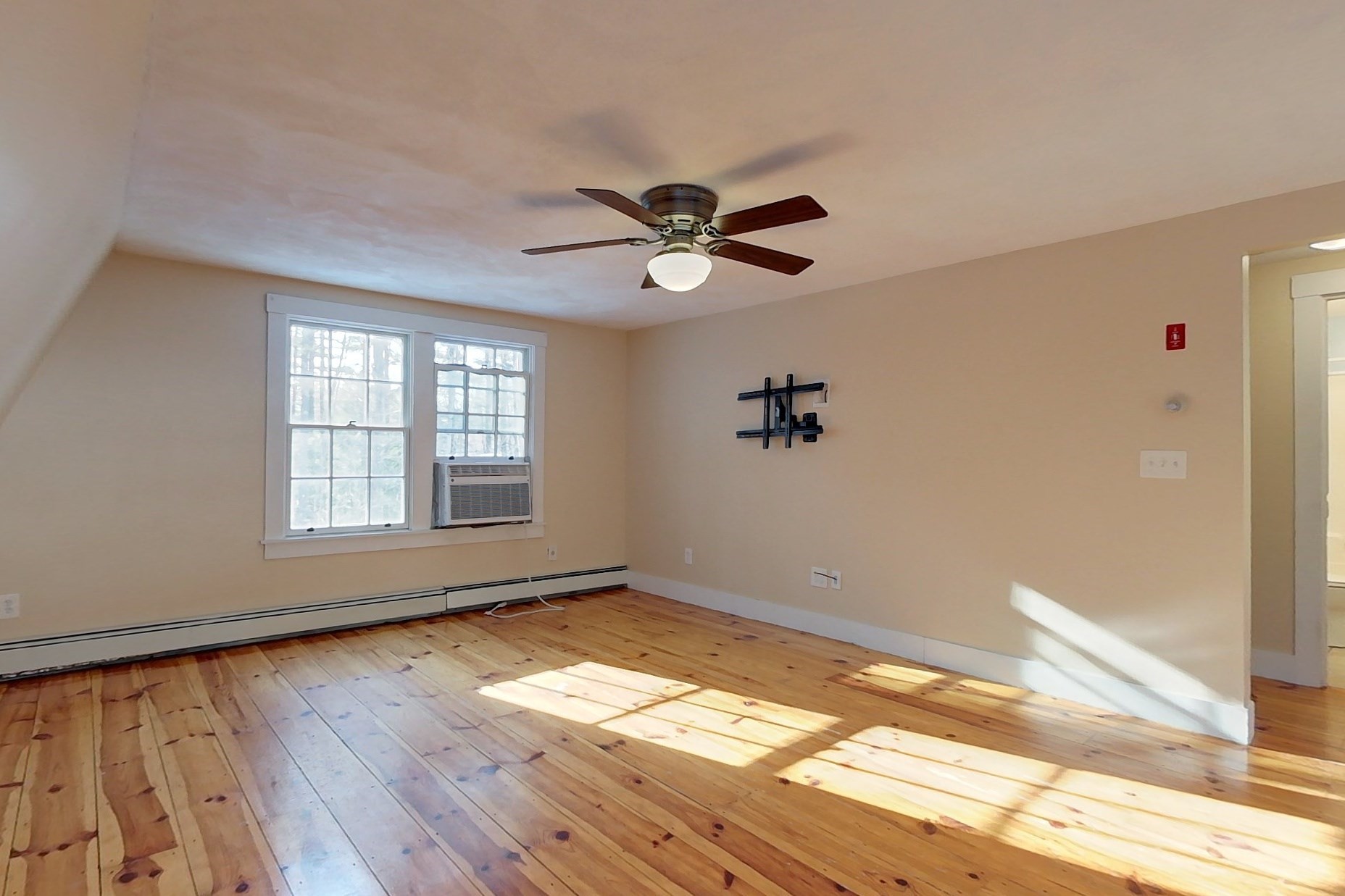 154 Townsend St, Pepperell, MA 01463 - Image 24