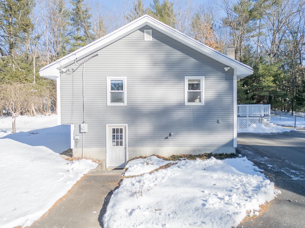 154 Townsend St, Pepperell, MA 01463 - Image 30