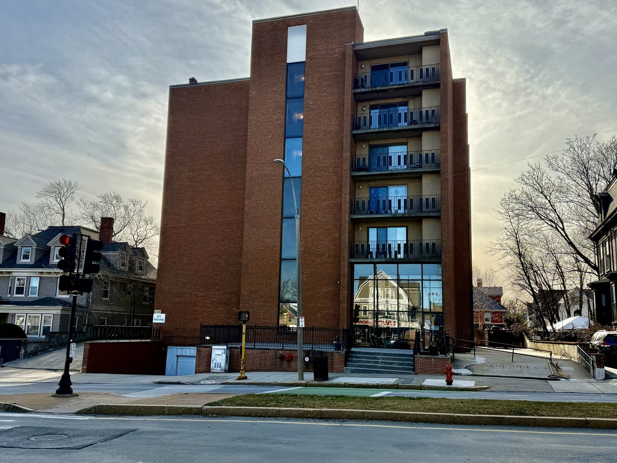 390 Broadway Unit 24, Somerville, MA 02145