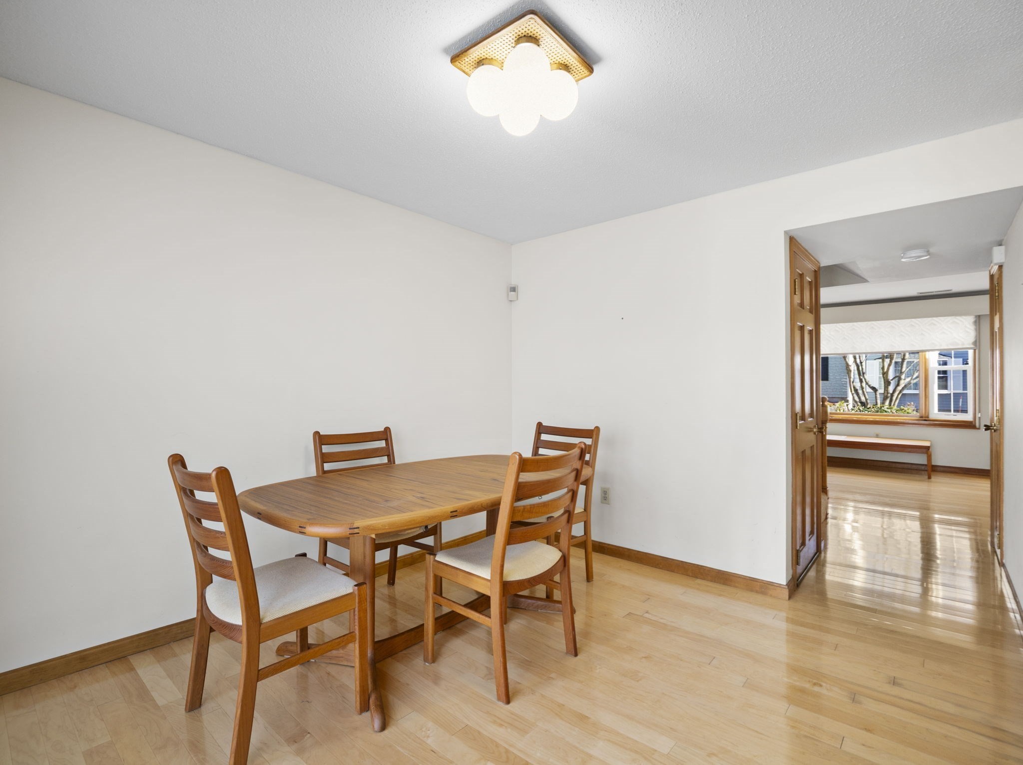 27 Boylston Ln Unit 27, Lowell, MA 01852 - Image 11