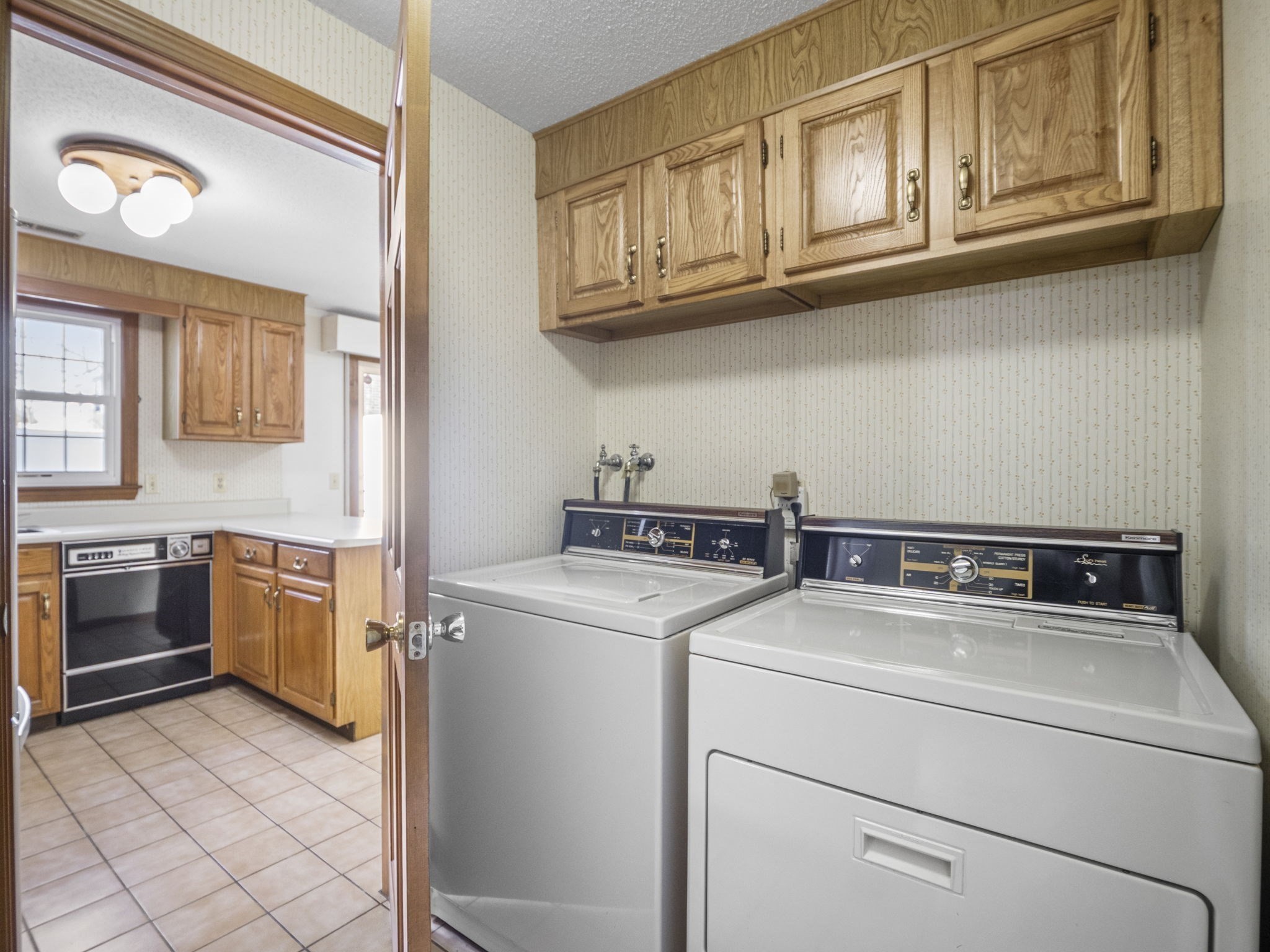 27 Boylston Ln Unit 27, Lowell, MA 01852 - Image 21