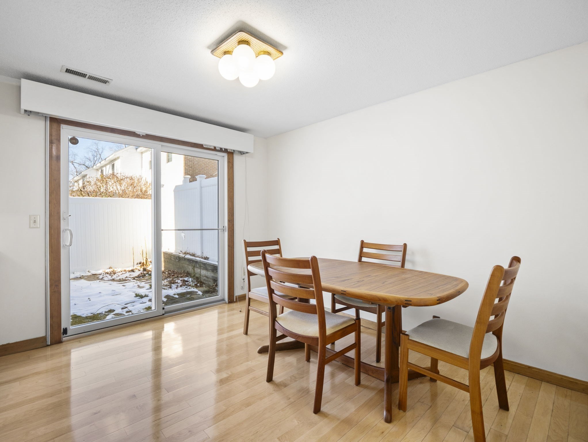 27 Boylston Ln Unit 27, Lowell, MA 01852 - Image 10