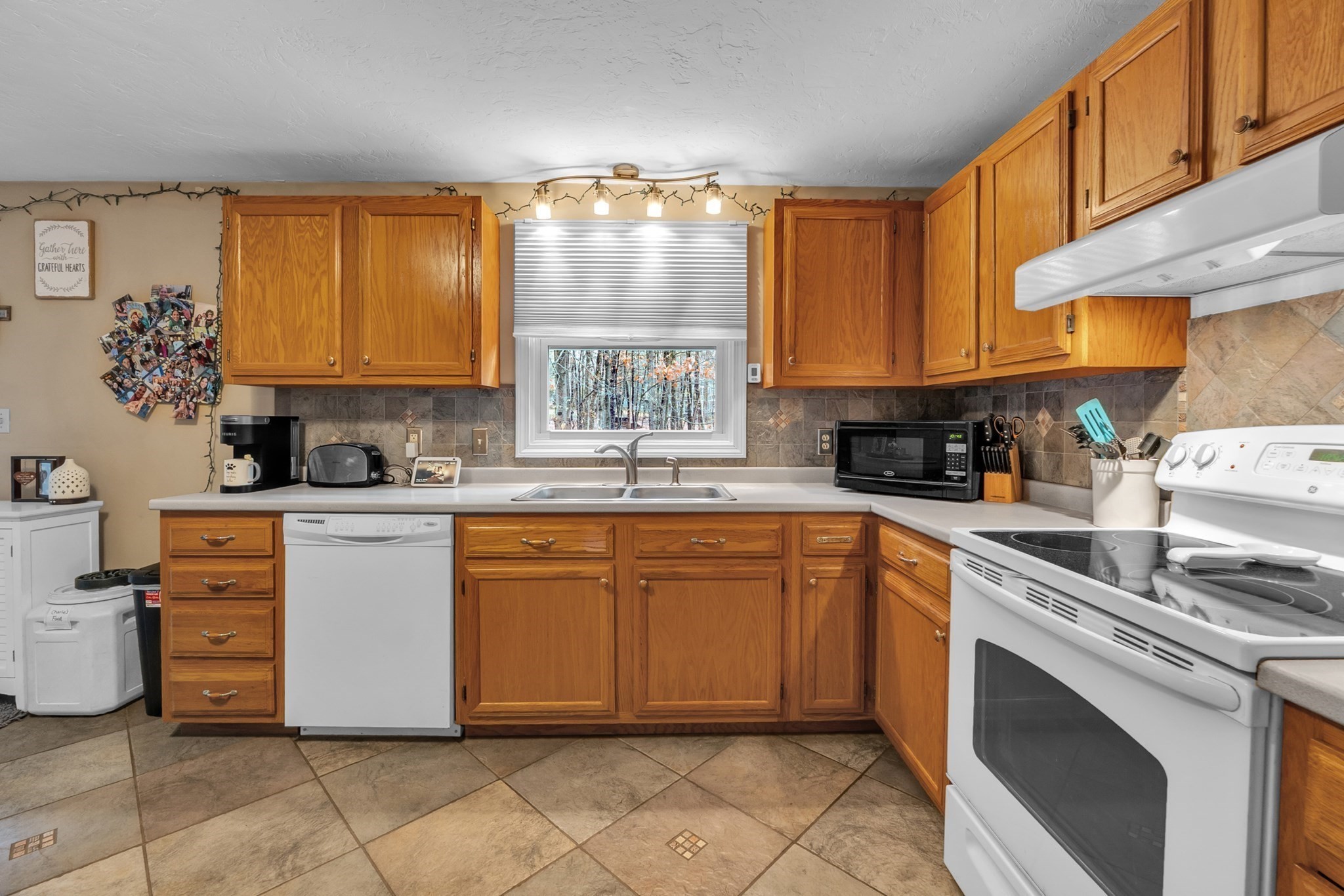 50 Old Spencer Rd, Charlton, MA 01507 - Image 6