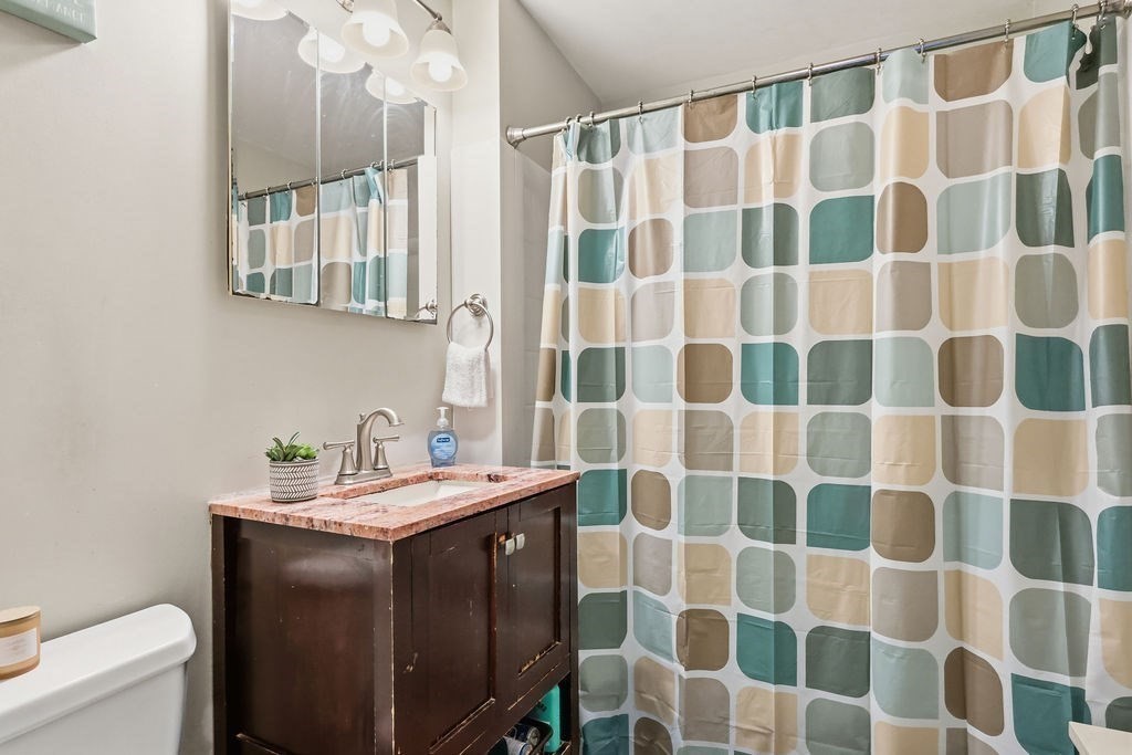 86 Belvidere St, Springfield, MA 01108 - Image 16