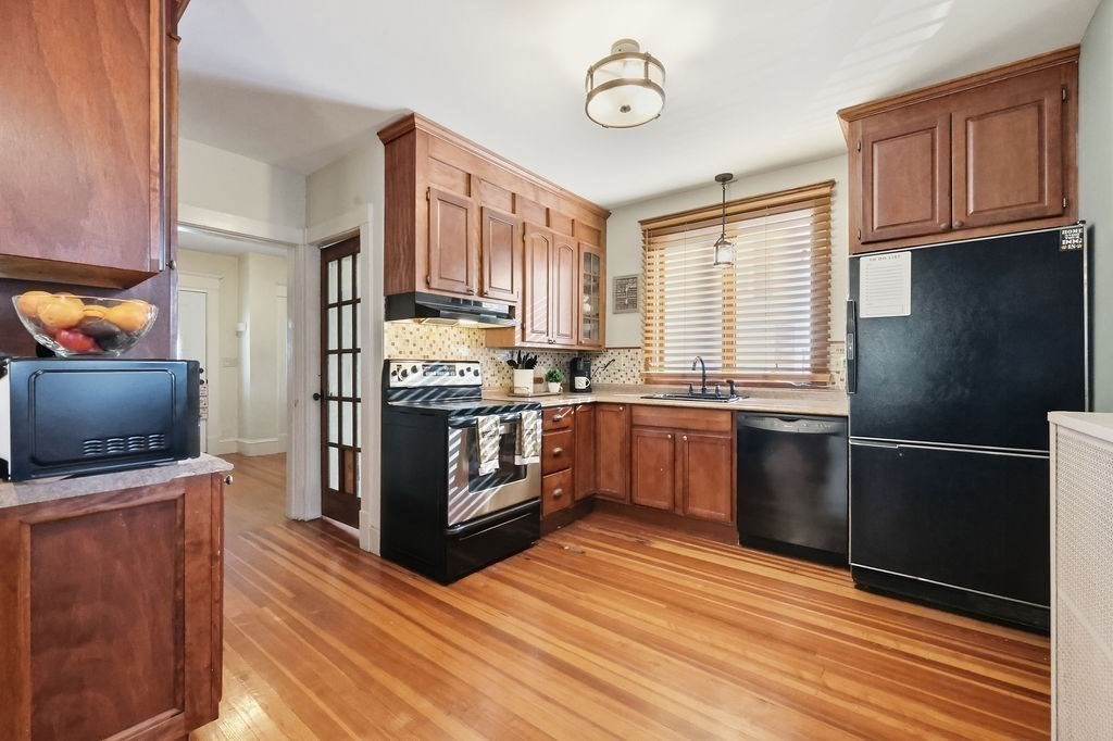 86 Belvidere St, Springfield, MA 01108 - Image 10