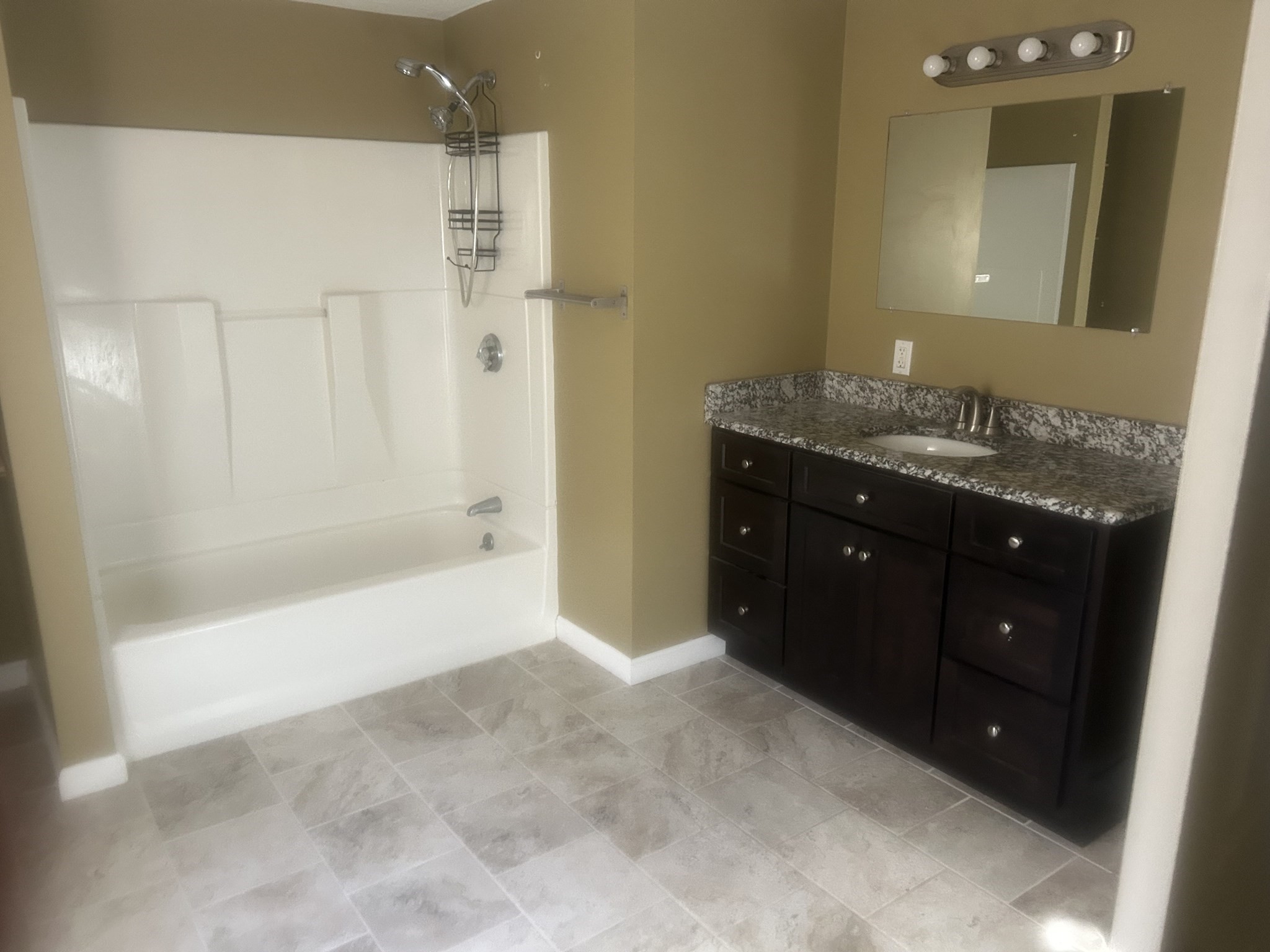 3 Julien Ave, Worcester, MA 01604 - Image 4