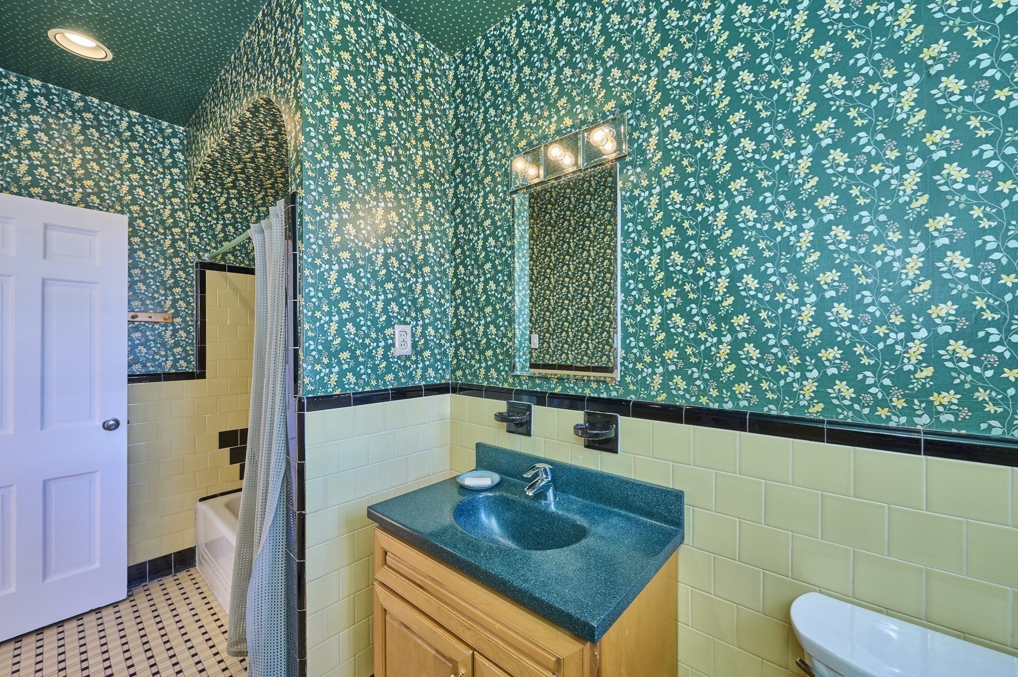 100 Sewall Ave Unit 5, Brookline, MA 02446 - Image 19