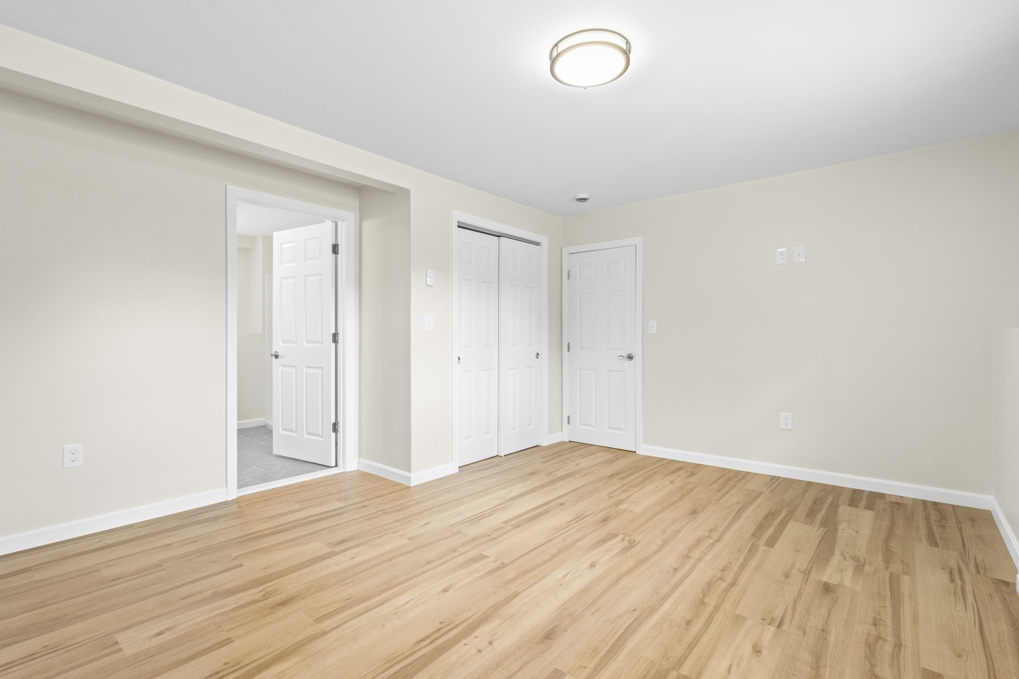 105 Birchwood Dr, Swansea, MA 02777 - Image 17