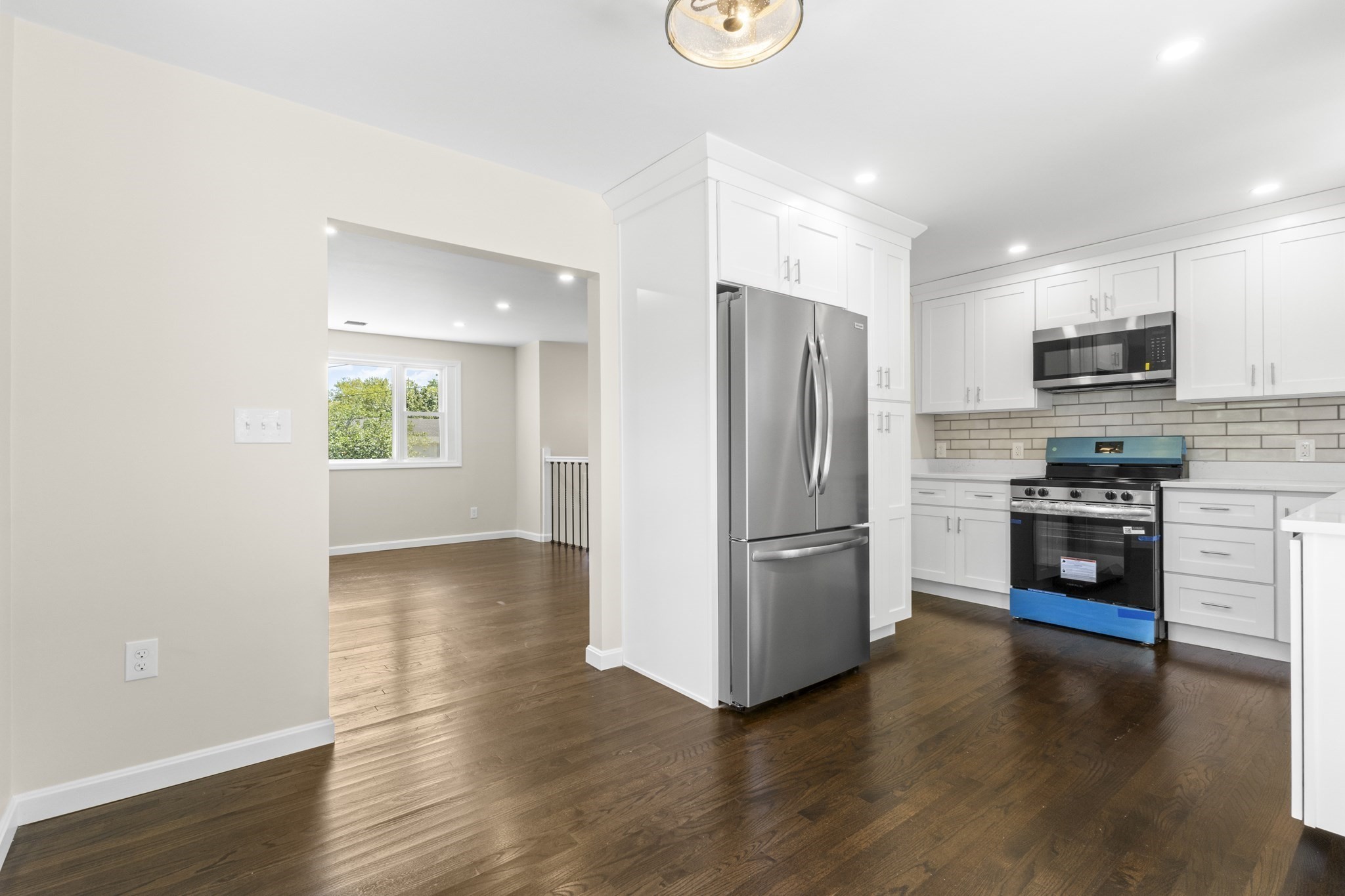 105 Birchwood Dr, Swansea, MA 02777 - Image 5