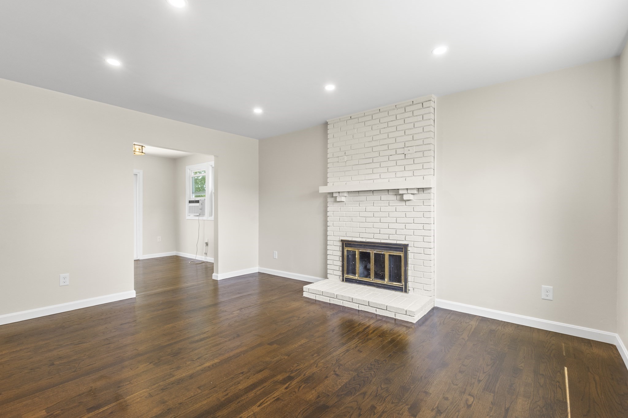 105 Birchwood Dr, Swansea, MA 02777 - Image 7