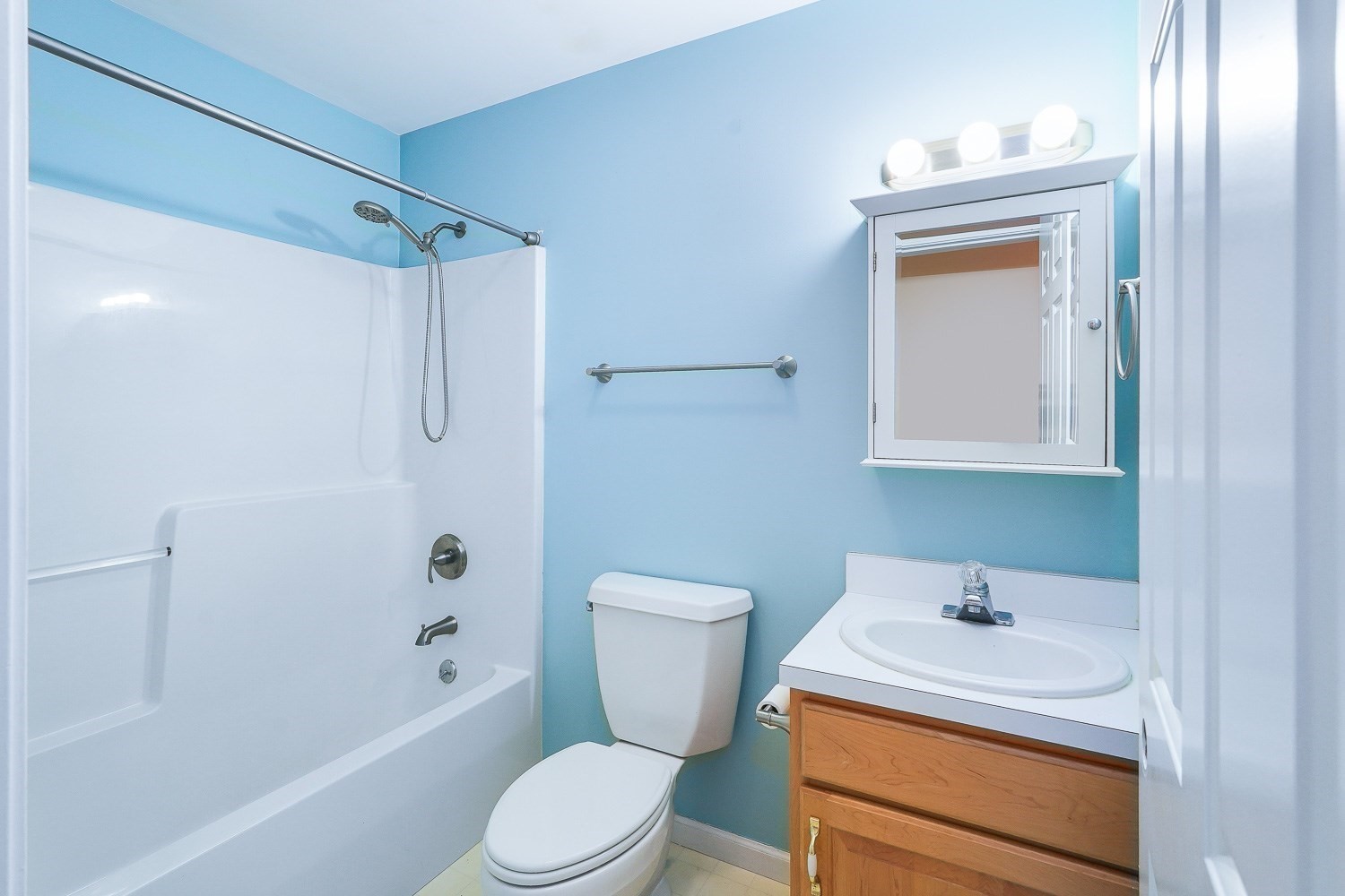 306 Rumonoski Dr, Northbridge, MA 01534 - Image 21