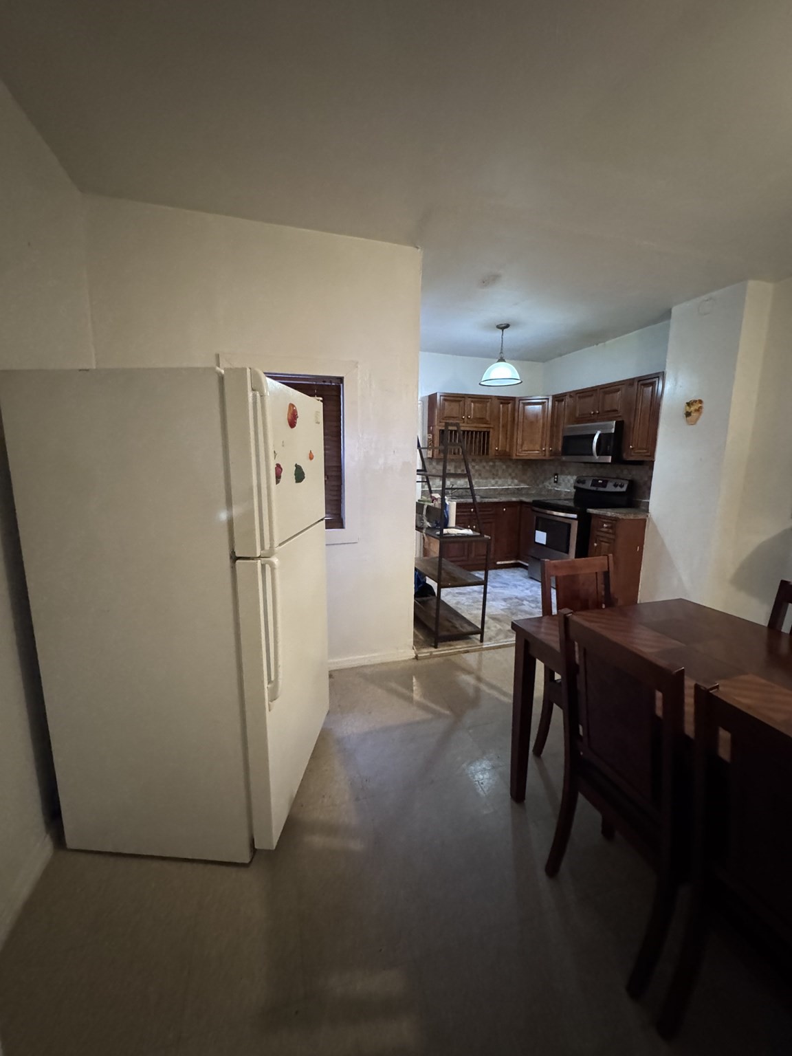 77 Newton St, Holyoke, MA 01040 - Image 6