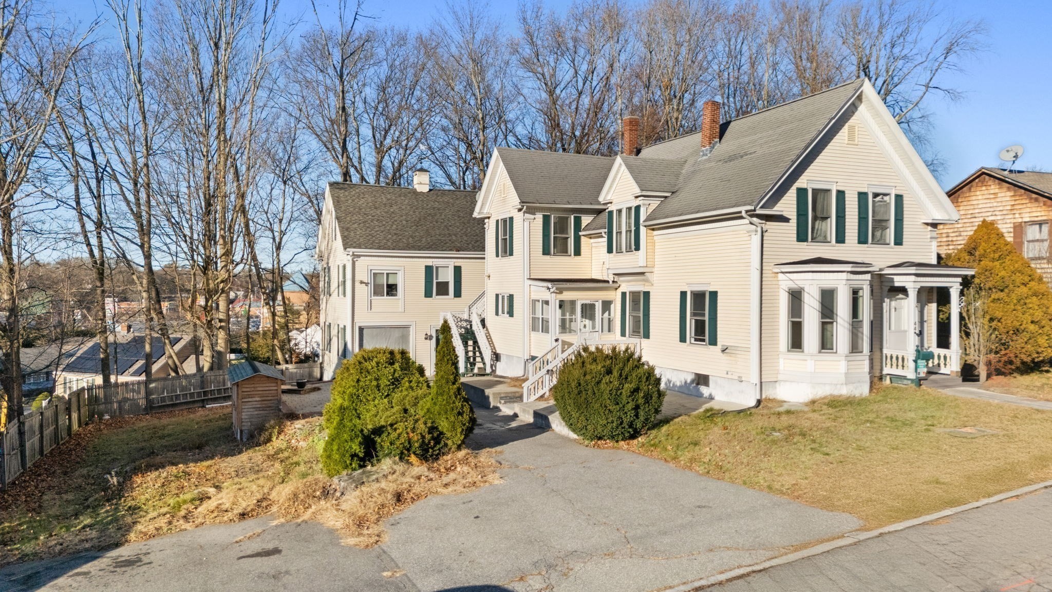 44 Nineteenth St, Lowell, MA 01850