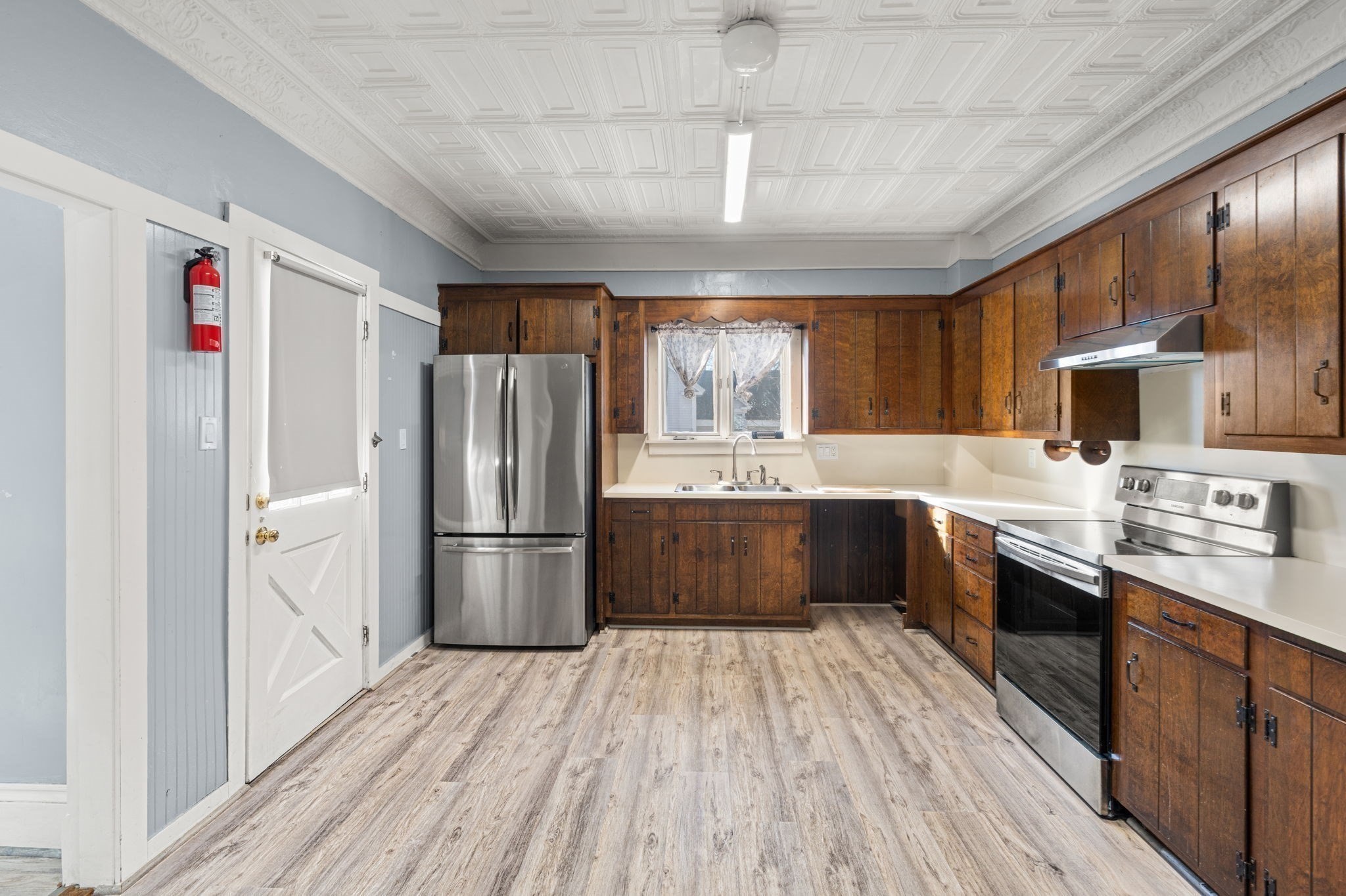 44 Nineteenth St, Lowell, MA 01850 - Image 2