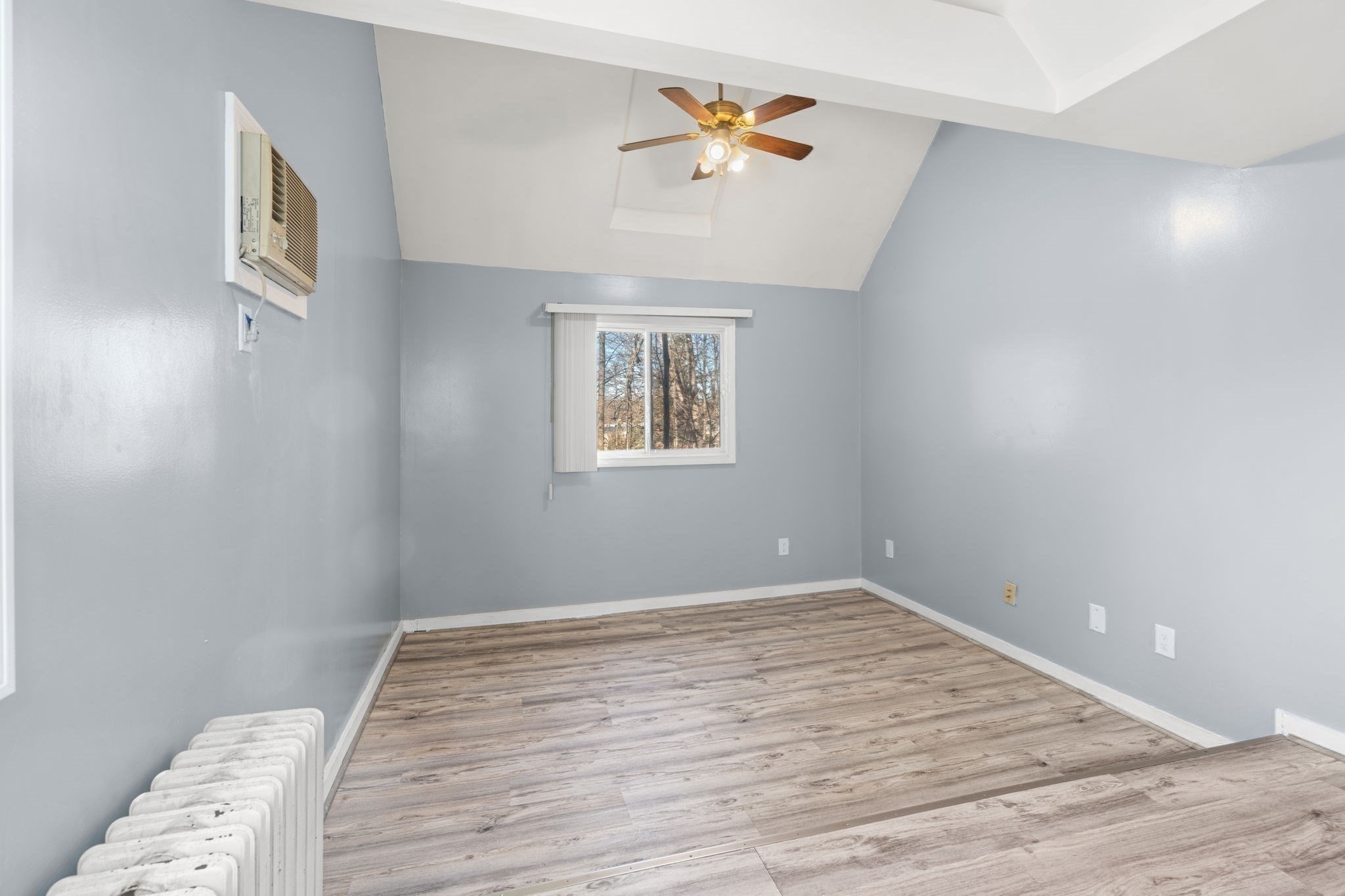 44 Nineteenth St, Lowell, MA 01850 - Image 17