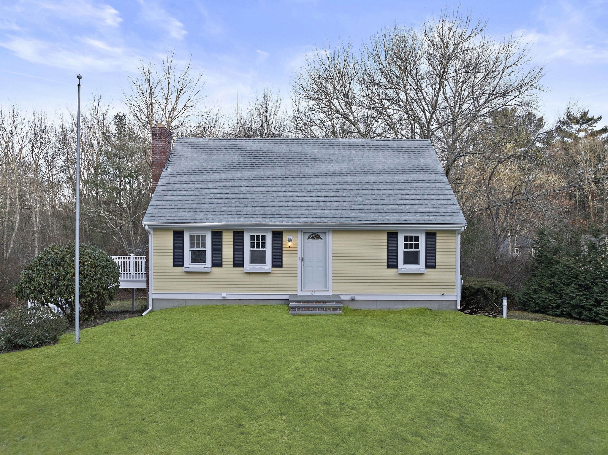 85 Grove St, Hanover, MA 02339 - Image 4