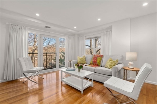 1 Watermill Place, Apt 309