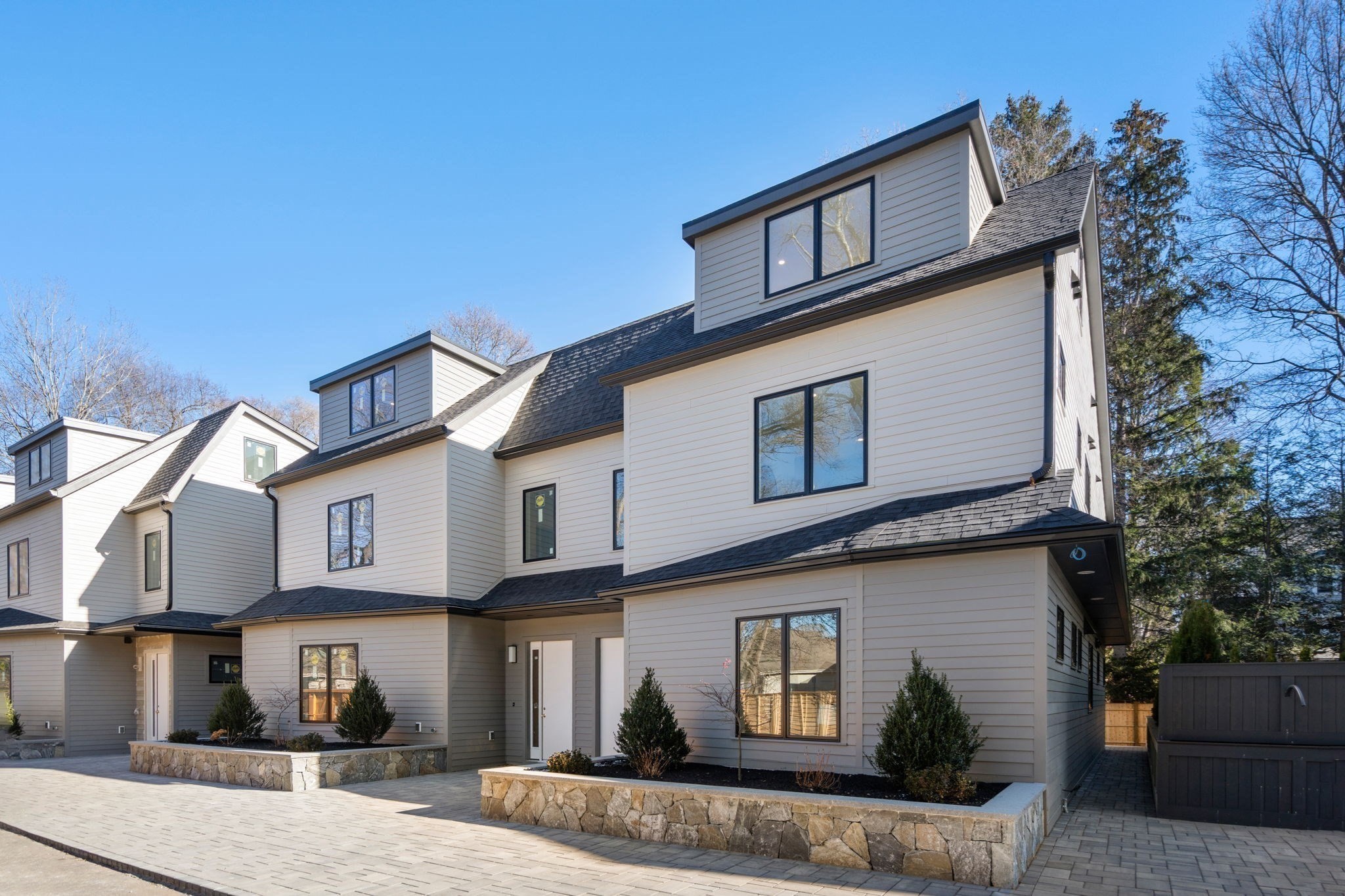 956 Walnut St Unit 5, Newton, MA 02461 - Image 2