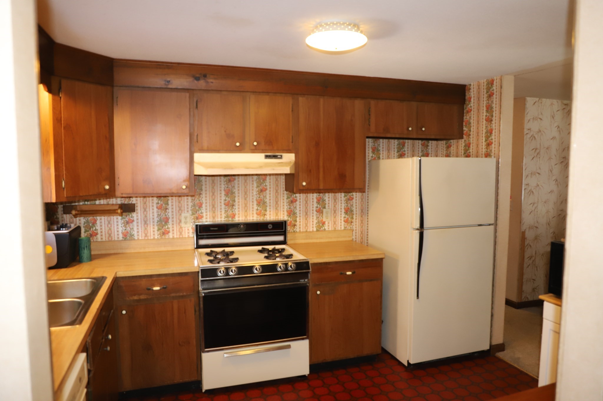 208 Tamarack Drive, Springfield, MA 01129 - Image 7