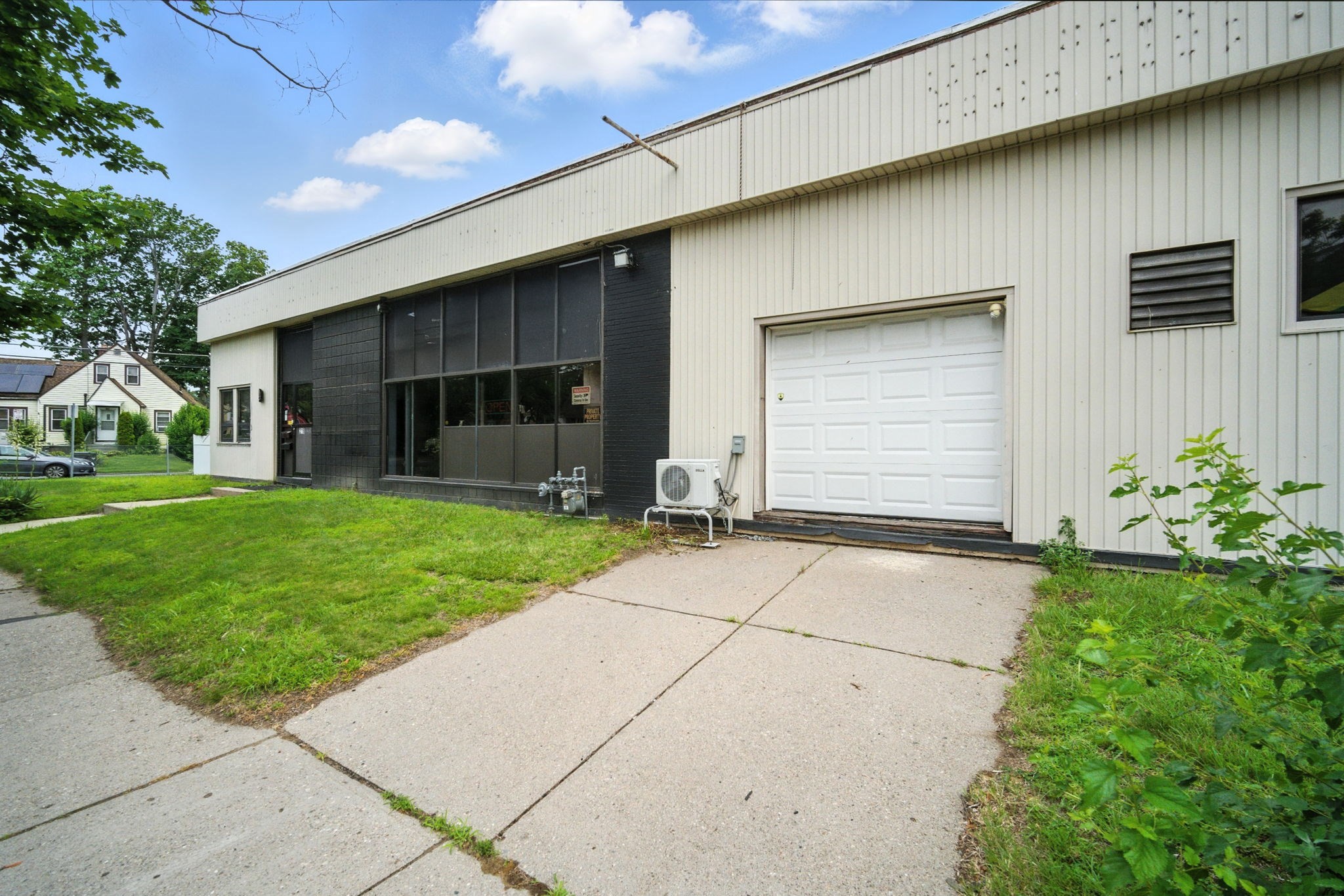 218 Saint James Blvd, Springfield, MA 01104 - Image 5