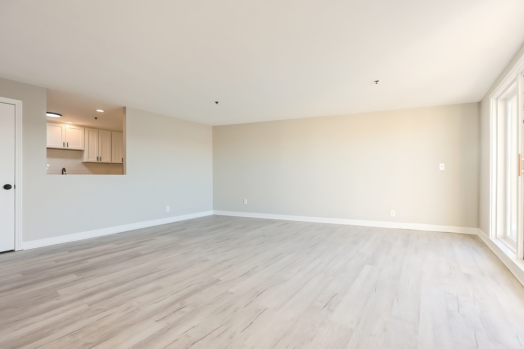 348 Rantoul Street Unit 202, Beverly, MA 01915 - Image 14