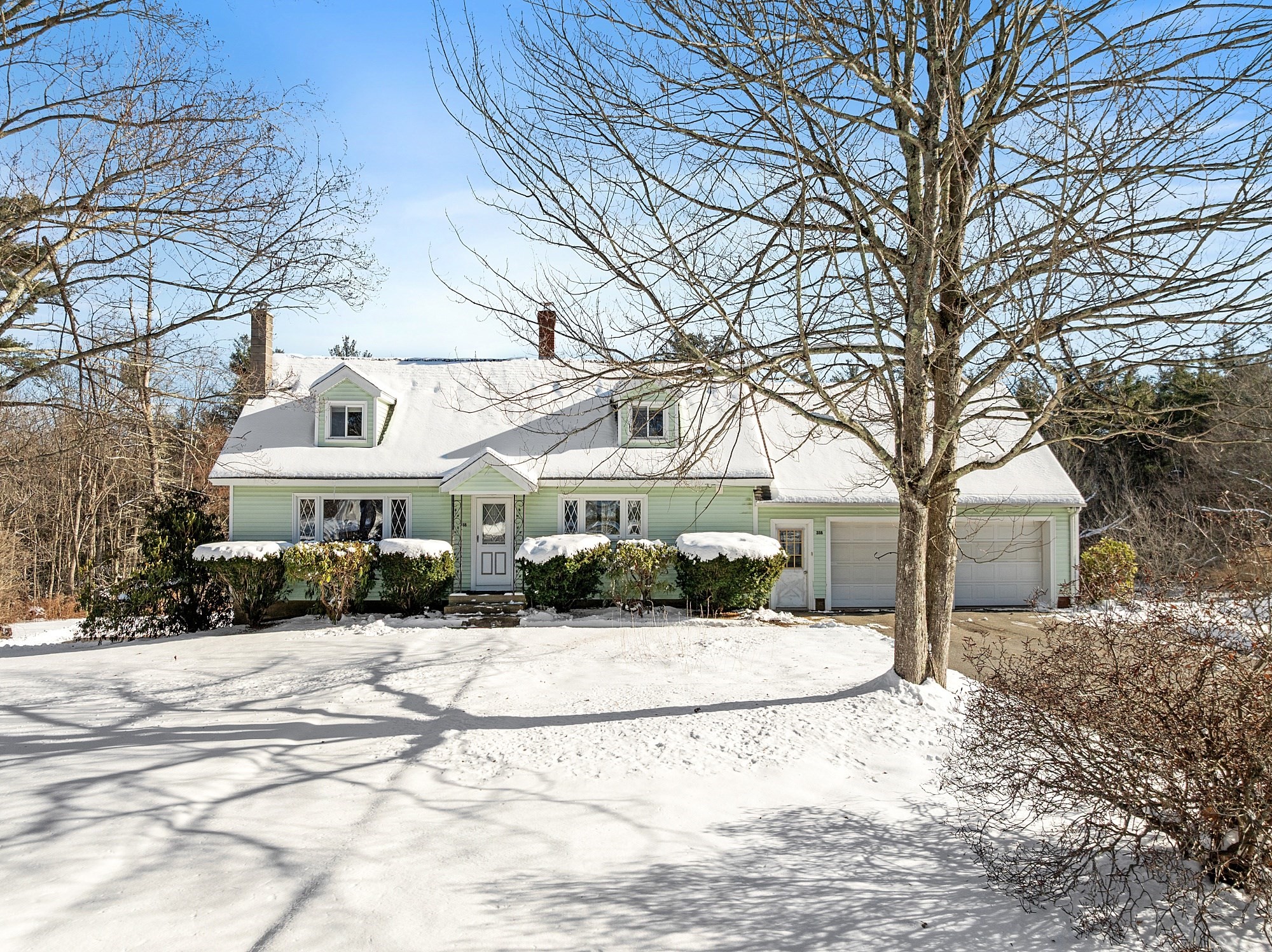 318 Lovewell St, Gardner, MA 01440 - Image 2